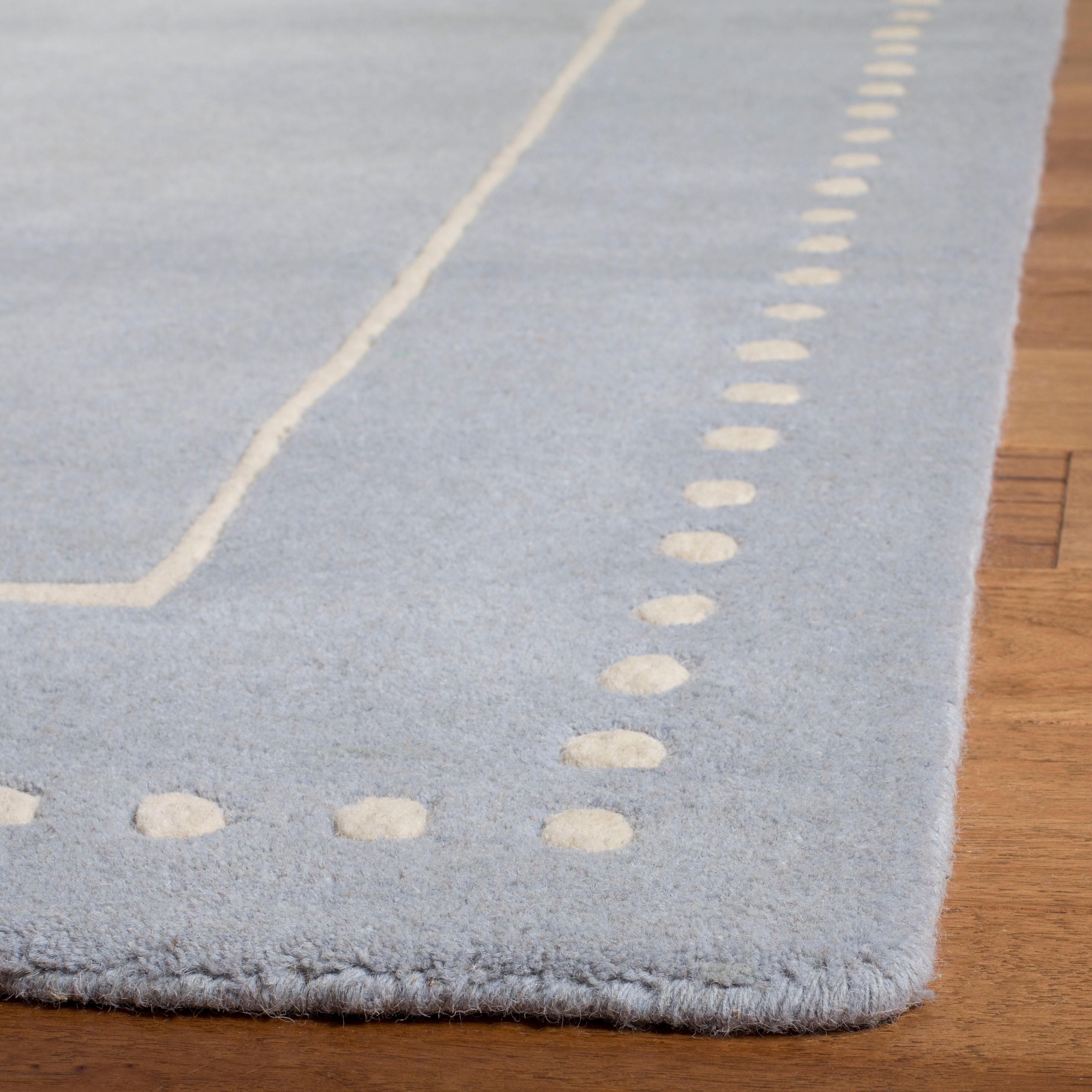 SAFAVIEH Bella Danita Plain Dotted Bordered Wool Area Rug, Light Blue/Ivory, 2' x 3'