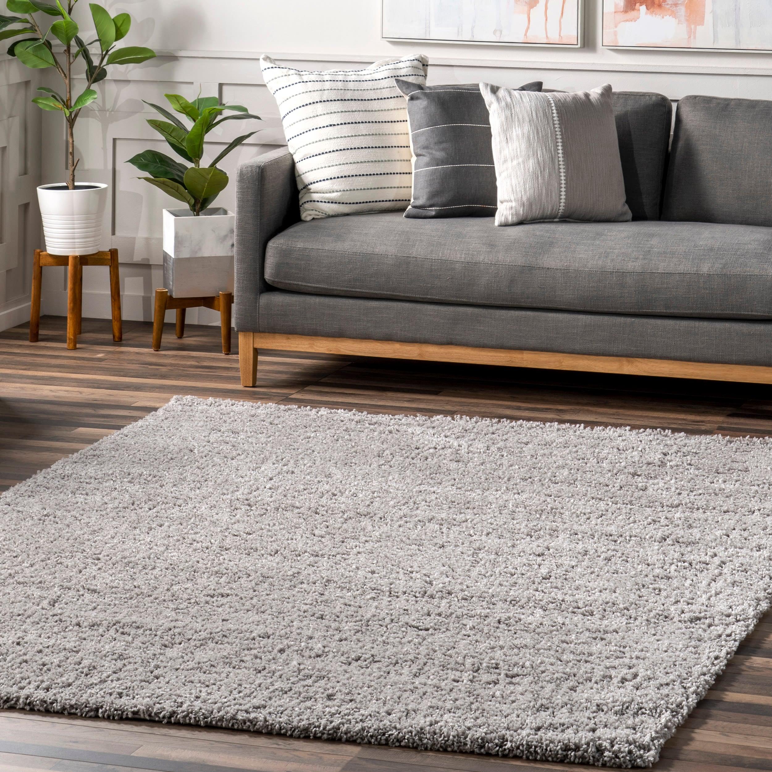 Luxurious Silver Shag Rectangular Area Rug - Synthetic, Easy Care