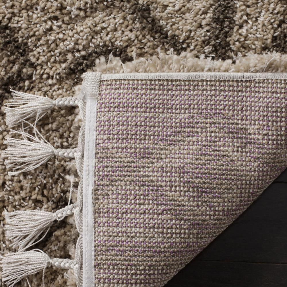 SAFAVIEH Moroccan Fringe Erksine Geometric Shag Area Rug, Mushroom/Grey, 4' x 6'