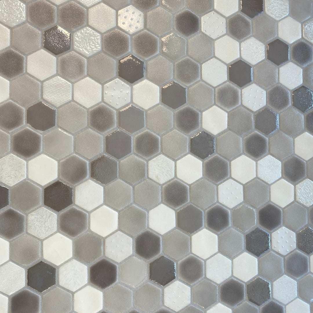 The Tile Life Eterna Hex 12x12 Dove Glass Backsplash Wall Tile - 1 Sheet (0.75 Sq. ft.)