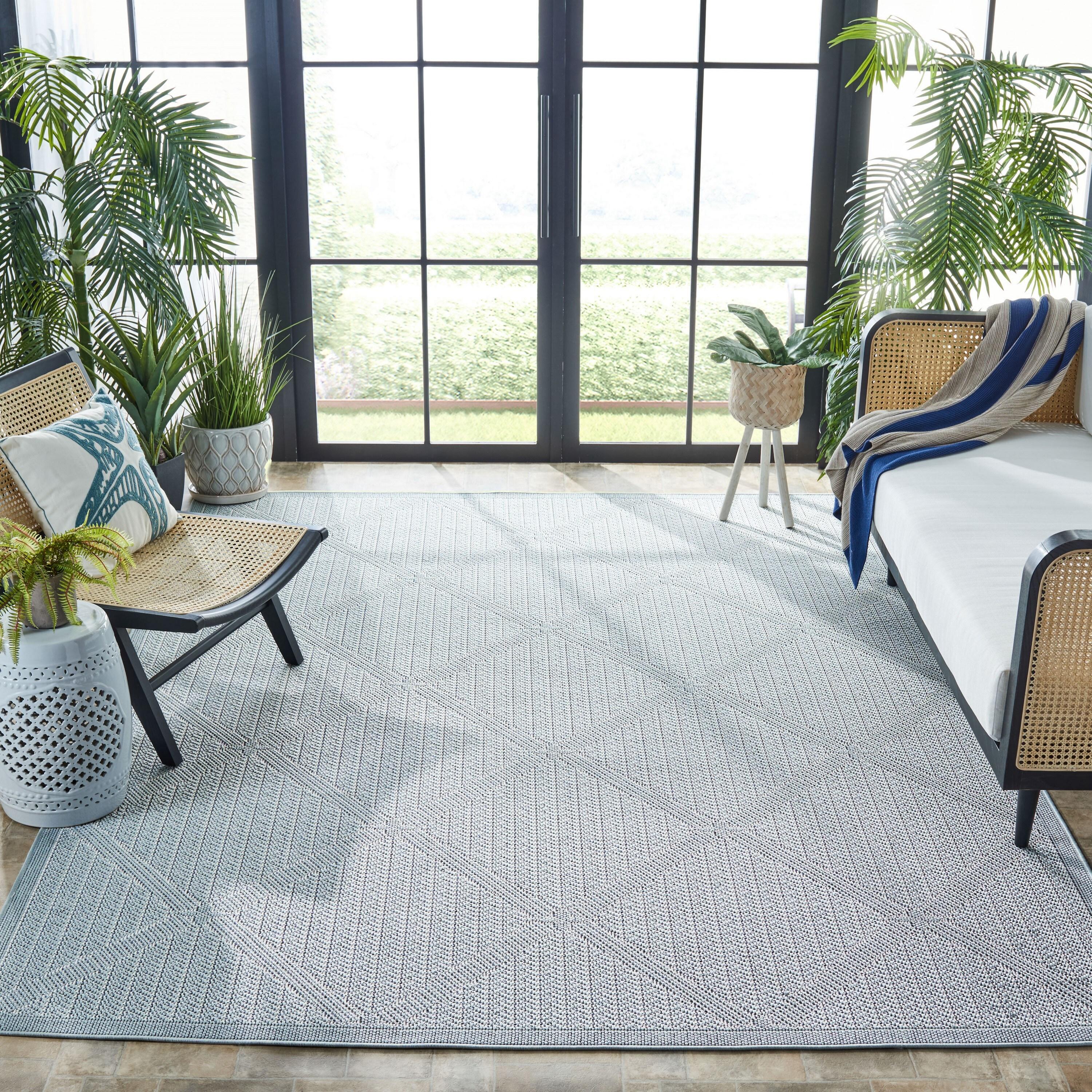 Bermuda BMU811 Power Loomed Indoor/Outdoor Area Rug - Light Blue/Ivory - 5'x5' - Safavieh.