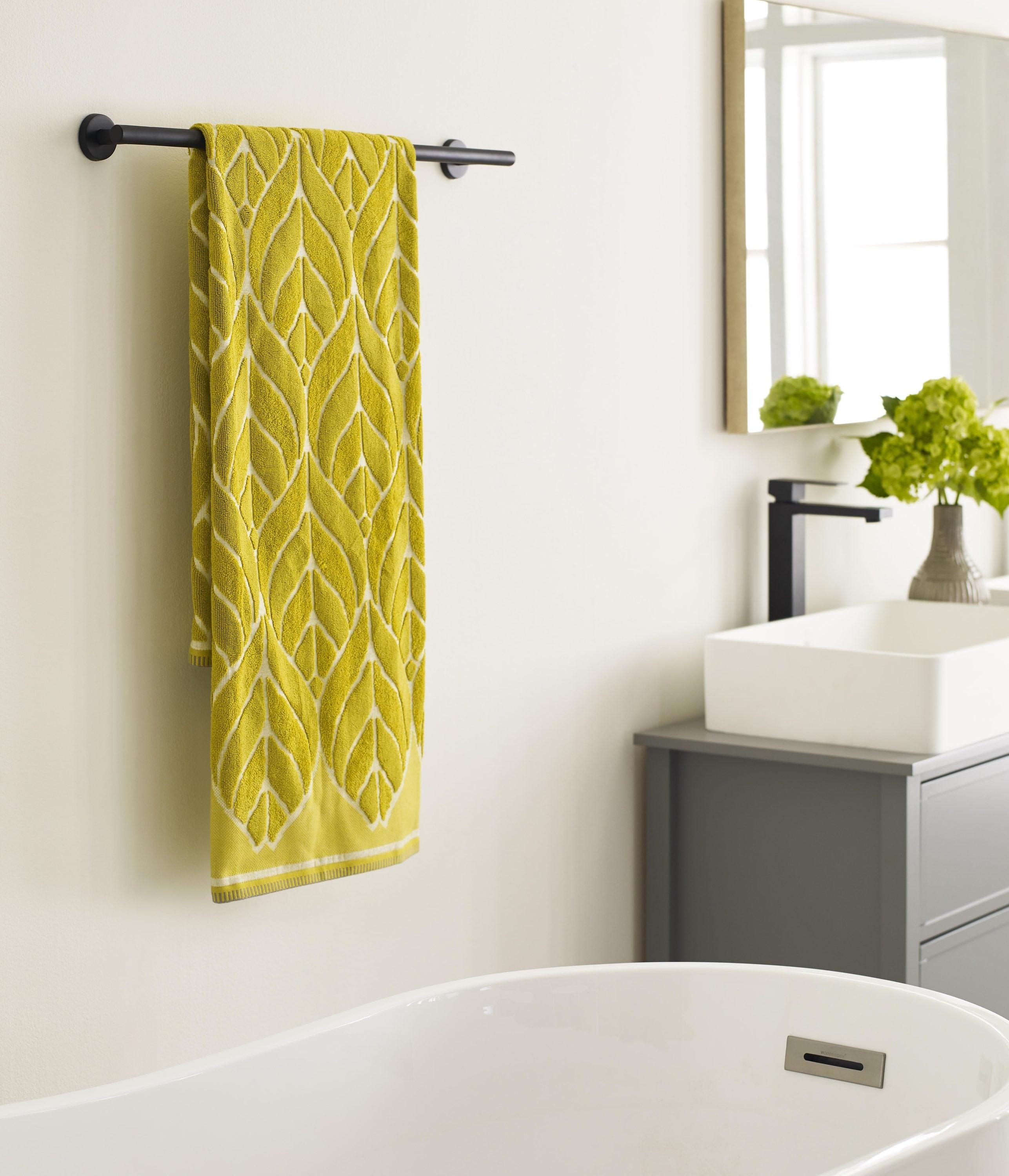 Arrondi™ 27" Wall Mounted Towel Bar