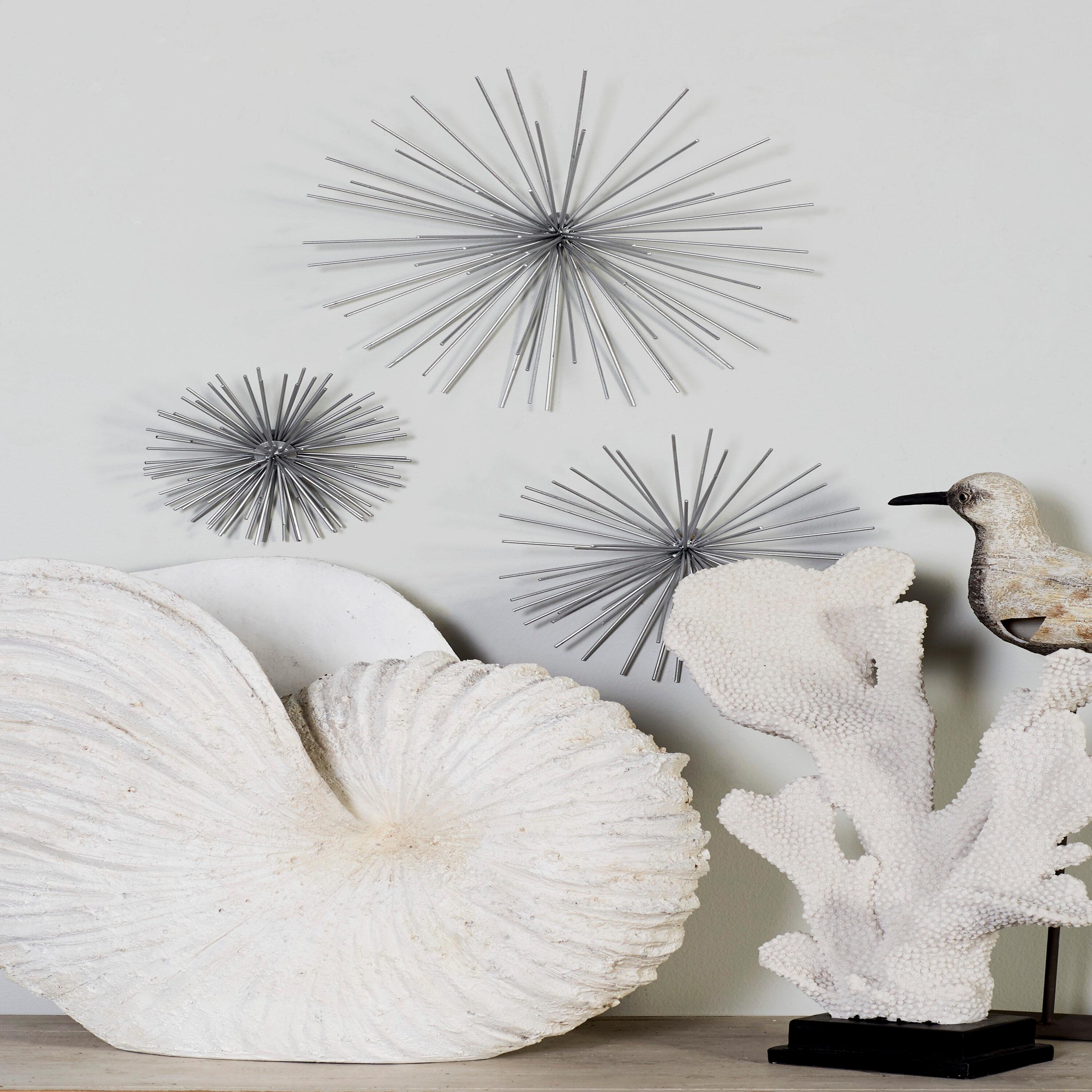 CosmoLiving by Cosmopolitan Metal 3D Long Spike Starburst Home Wall Decor Set