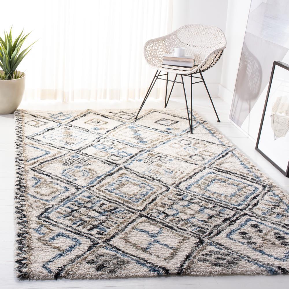 SAFAVIEH Casablanca Jake Geometric Moroccan Wool Shag Area Rug, Black/Ivory, 4' x 6'