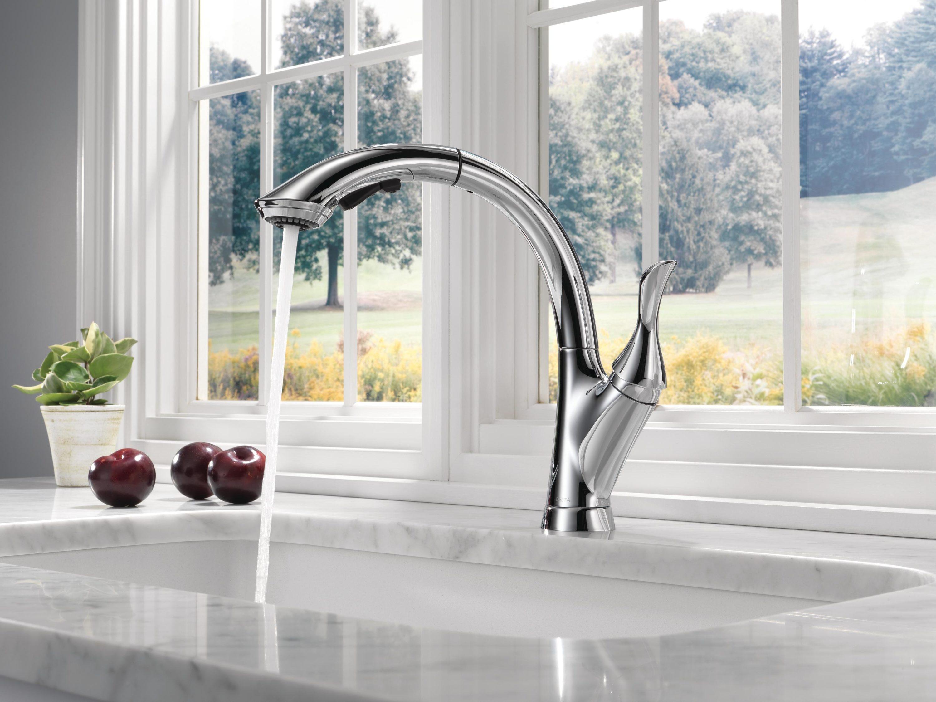 Linden Pull Out Touch Single Handle Kitchen Faucet with Accessories