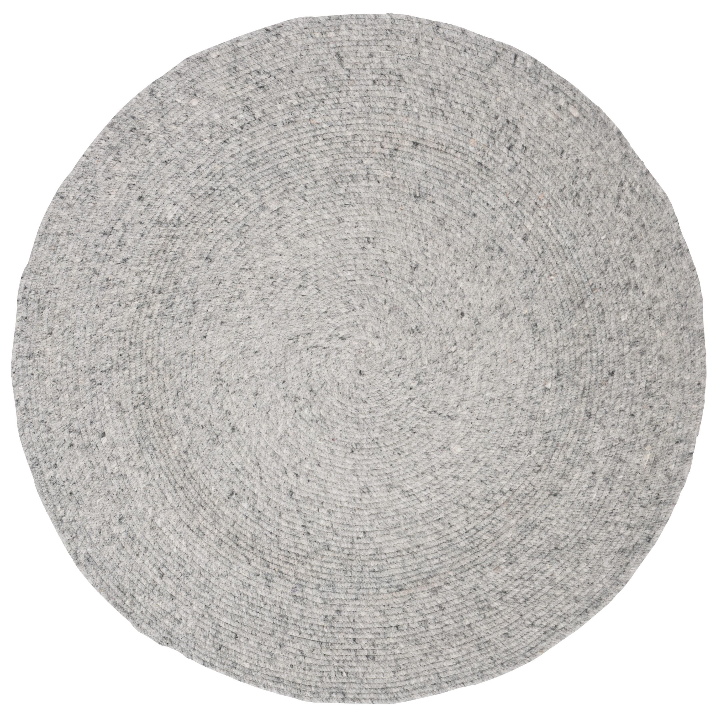 Braided BRD901 Hand Woven Indoor Area Rug - Grey - 4' Round - Safavieh
