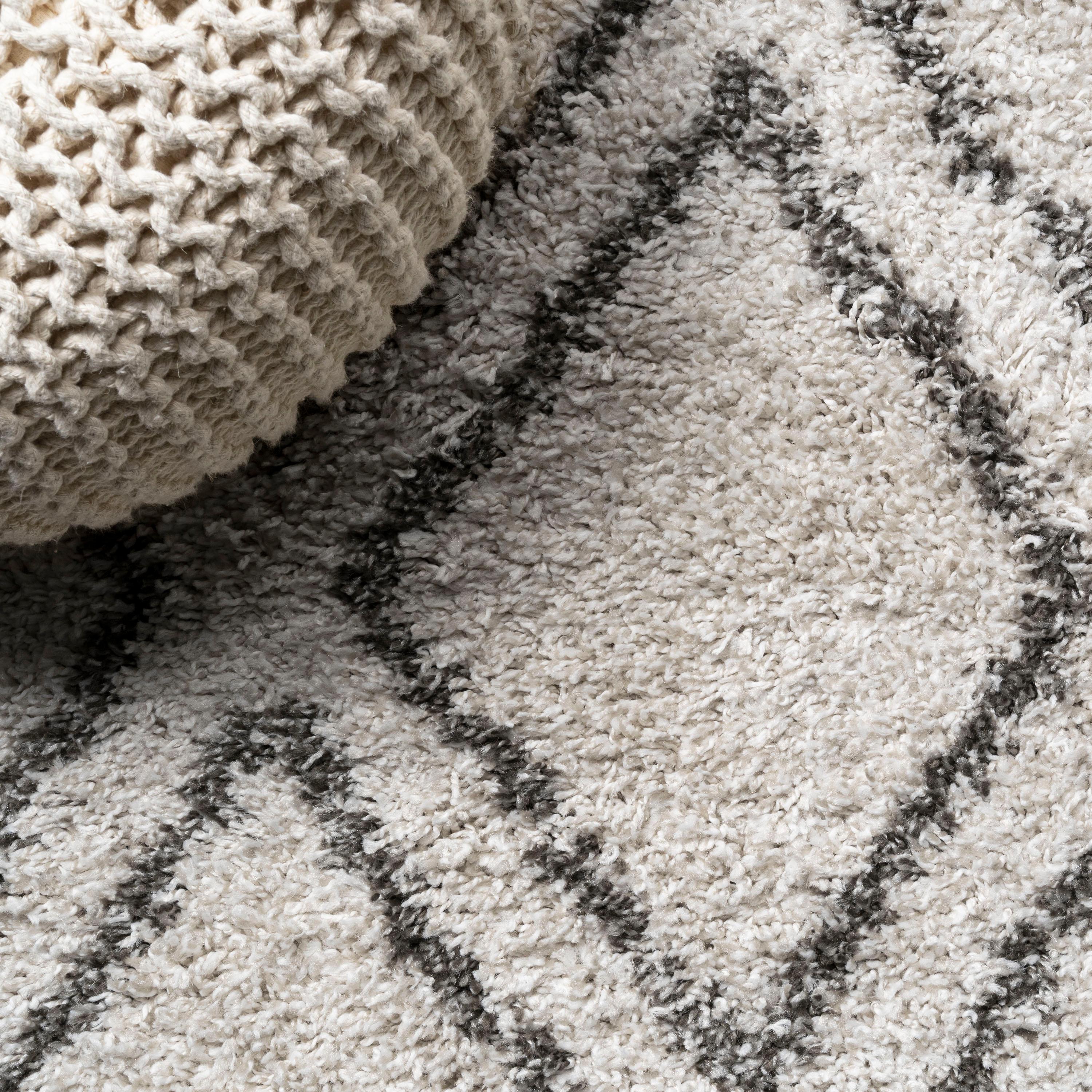 2'x8' Soller Diamond Trellis Shag Runner Rug, Beige - JONATHAN Y