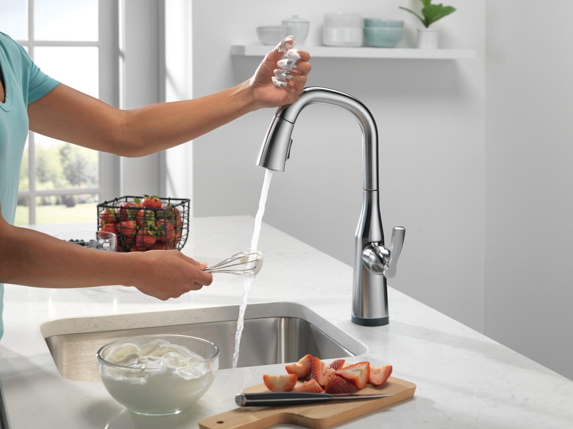 Stryke Pull Down Touch Bar Faucet with Touch2O Technology and With Accessories