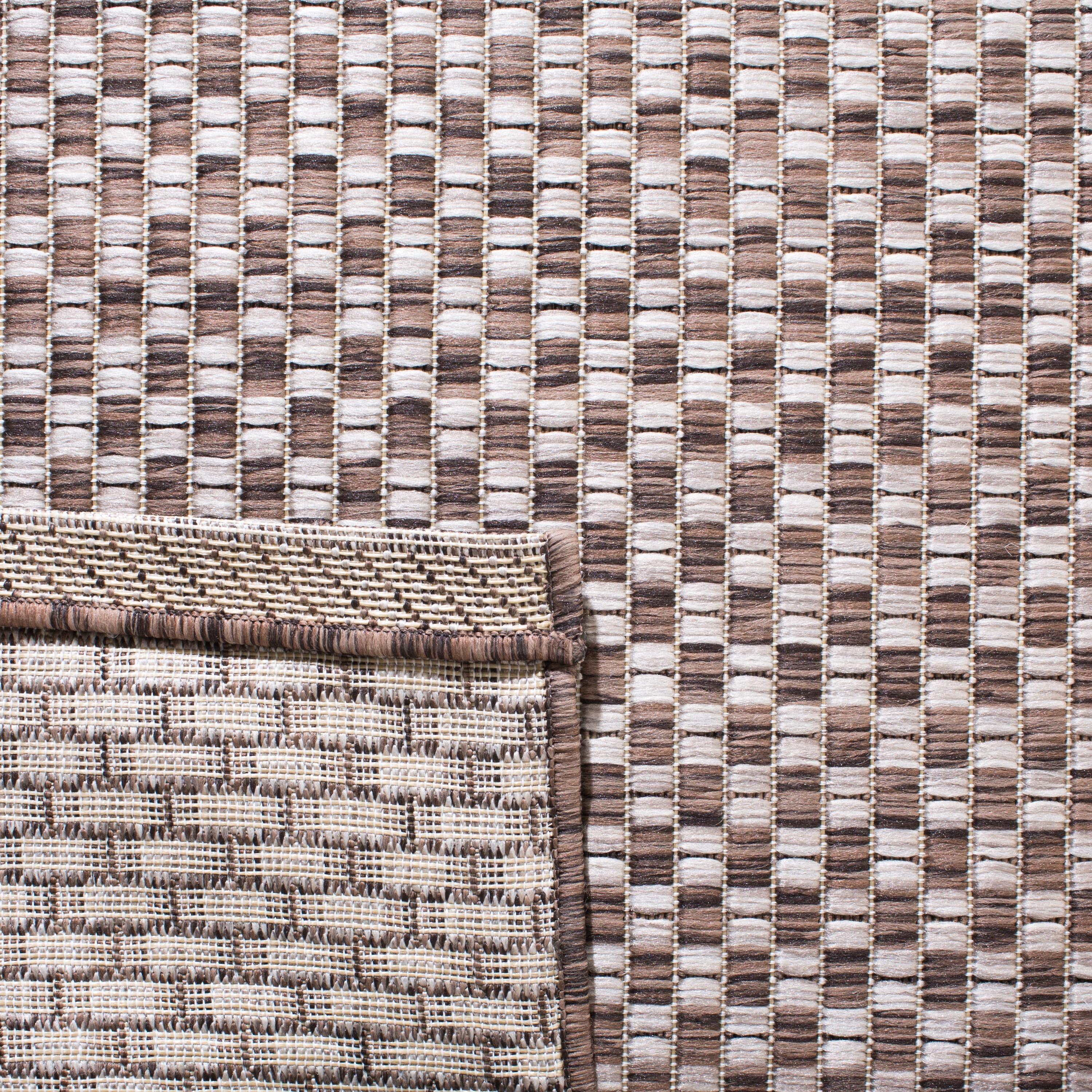 SAFAVIEH Courtyard Blair Checkered Indoor/Outdoor Area Rug, Light Brown/Light Grey, 2' x 3'7"