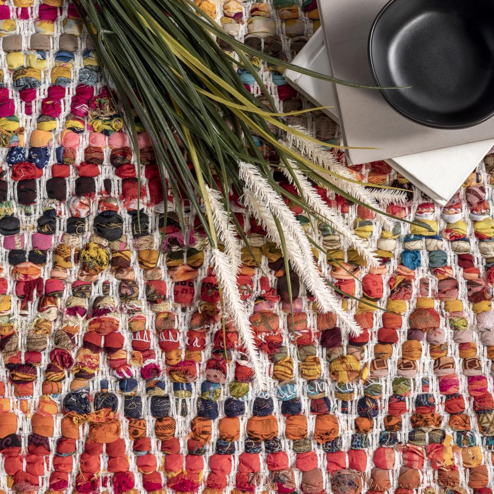 nuLOOM Rochell Handwoven Chevron Runner Rug, 2' 6" x 10', Magenta