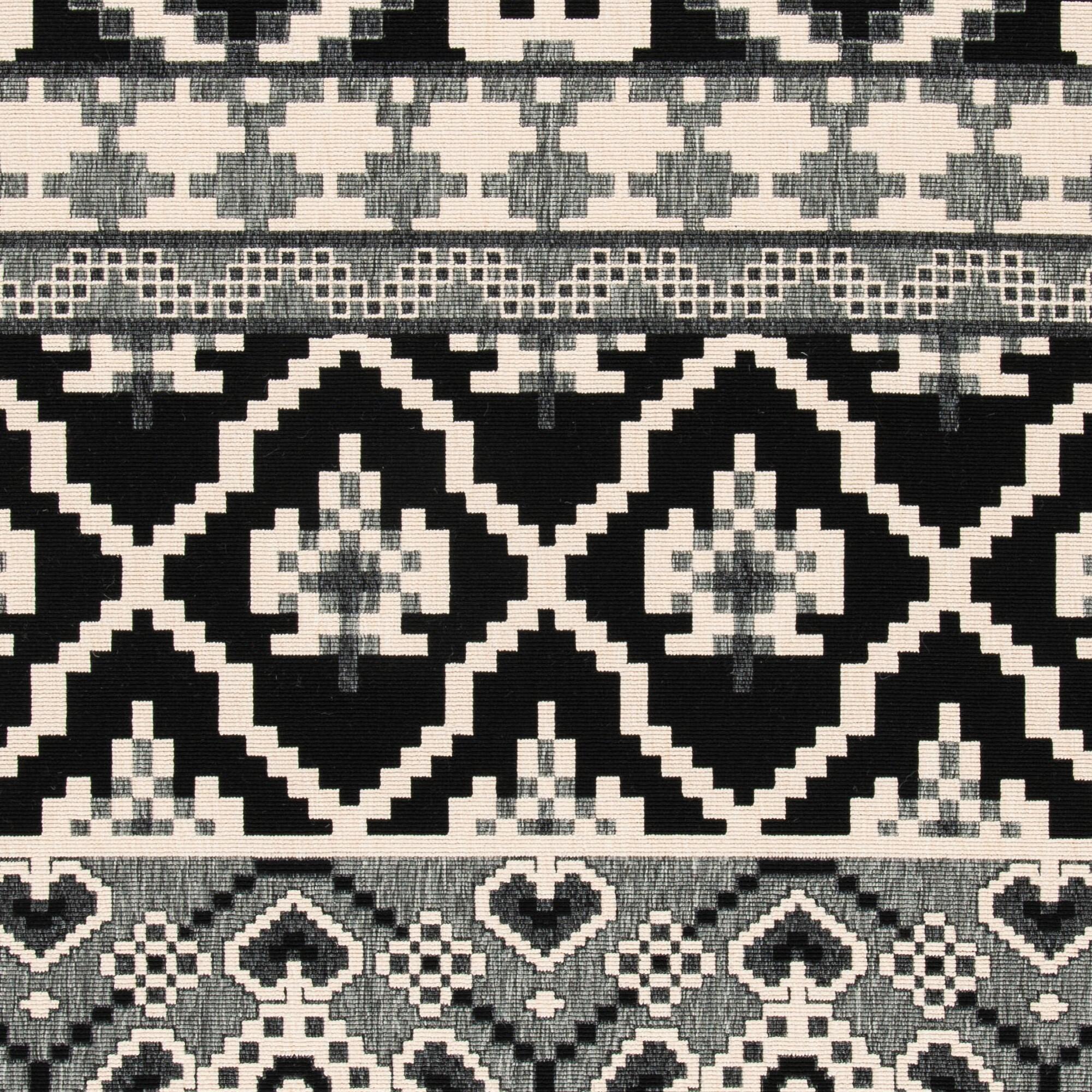 Veranda VER097 Power Loomed Indoor/Outdoor Accent Rug - Black/Beige - 2'7"x5' - Safavieh.