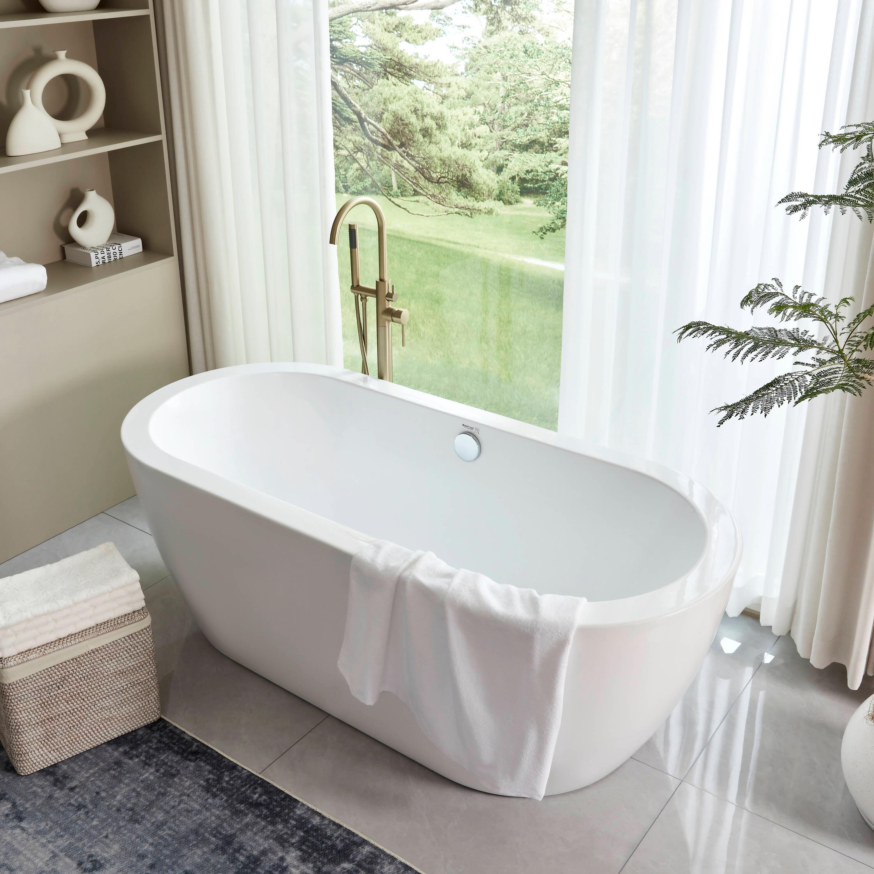 68 " x 31 " Freestanding Soaking Acrylic Bathtub