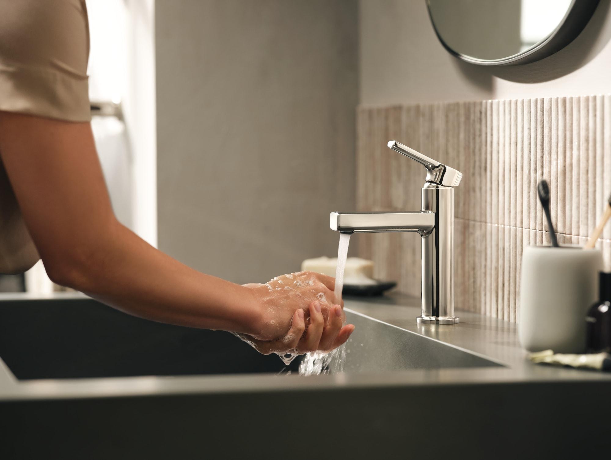Moen 84627NL Rinza Polished Nickel Single hole 1-handle WaterSense High-arc Residential Handle Bathroom Sink Faucet with Drain with Deck Plate