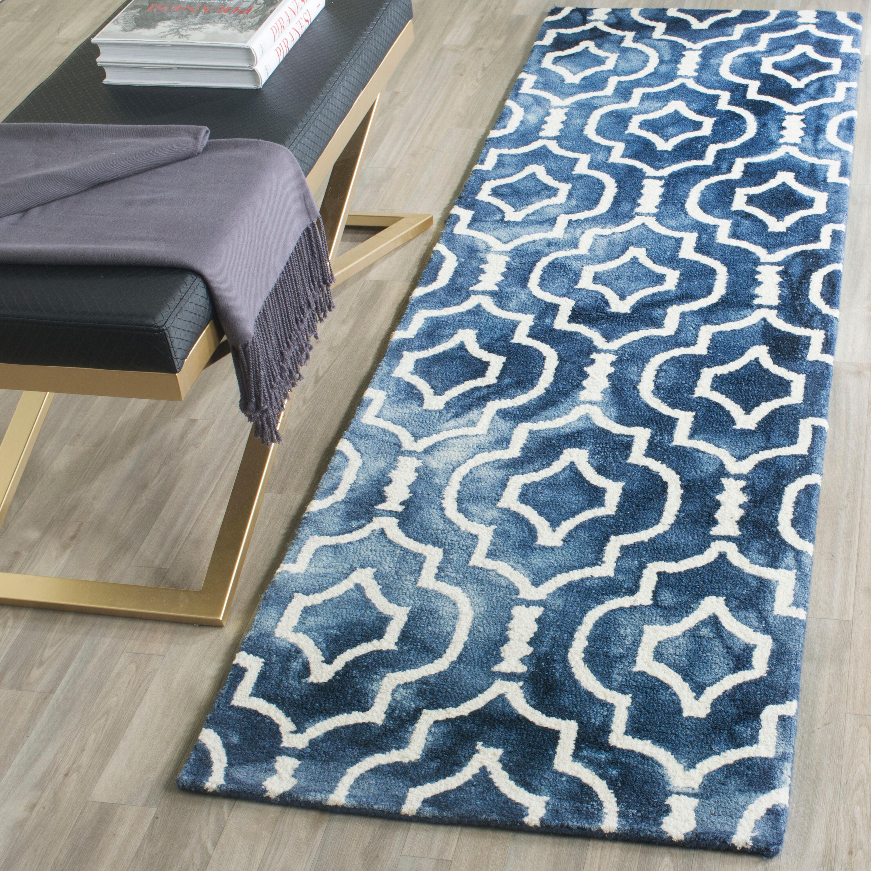Dip Dye DDY538 Hand Tufted Indoor Runner - Navy/Ivory - 2'3"x10' - Safavieh