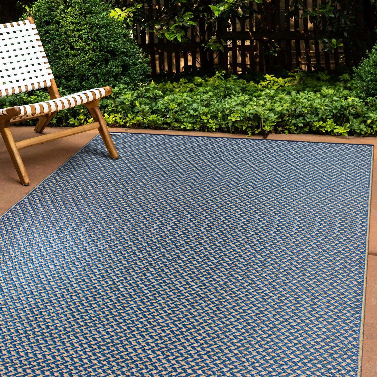 World Rug Gallery Contemporay Solid Reversible Plastic Indoor and Outdoor Rugs - NAVY 5' X 7'
