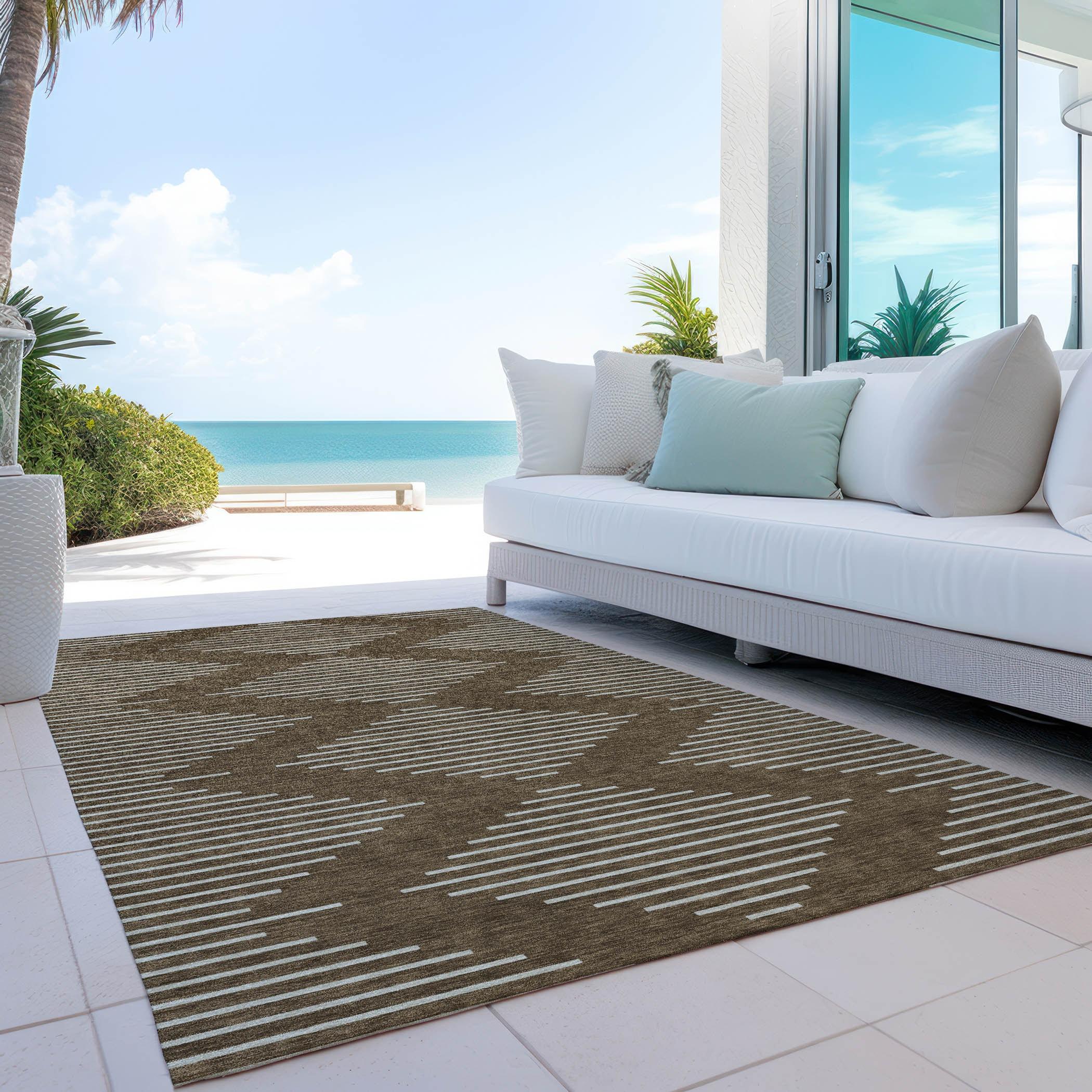 Addison Rugs Chantille Indoor/Outdoor Transitional Geometric Brown Washable Rectangle Rug, 2'6" x 3'10"