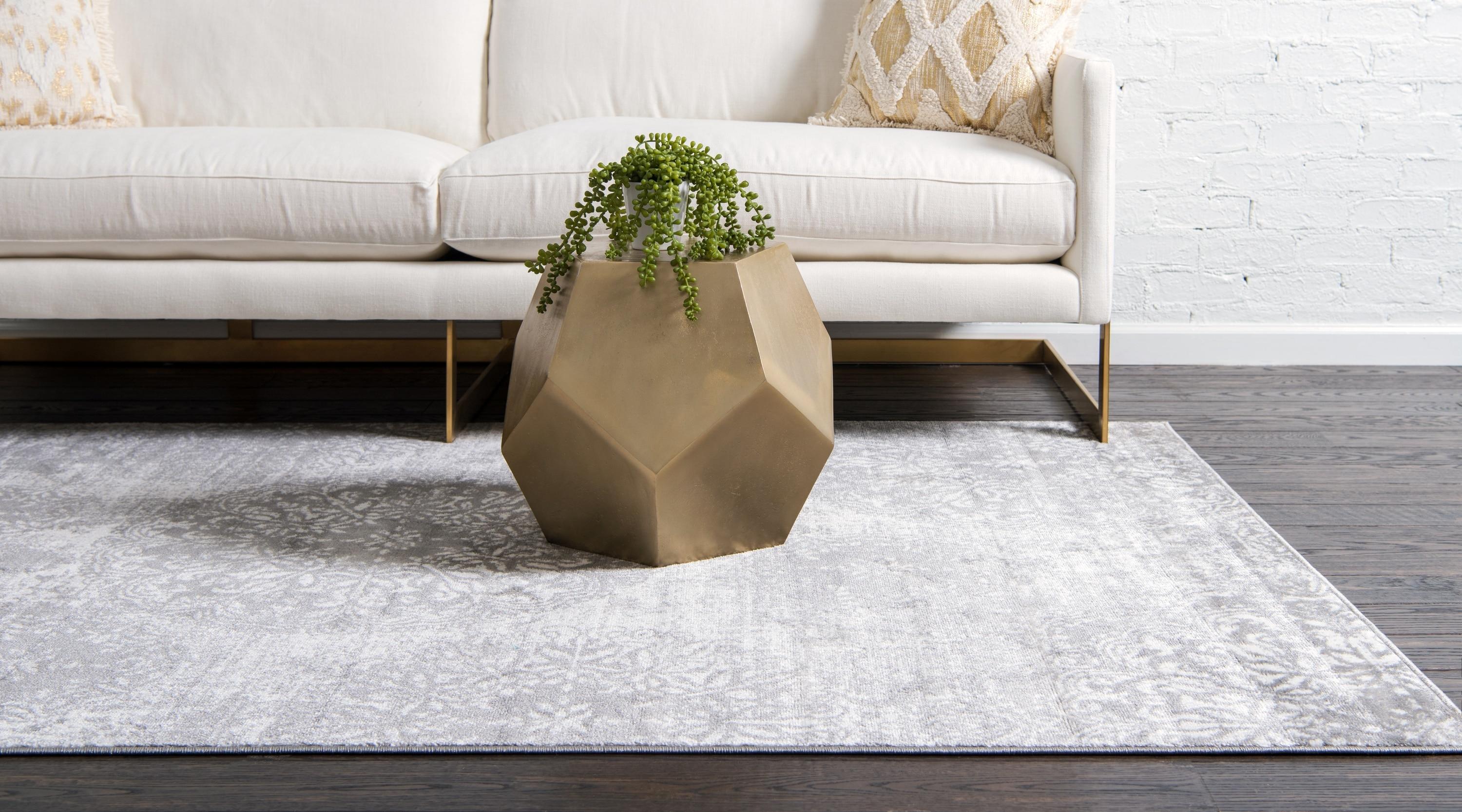 Unique Loom 4' 0 x 6' 0 Sofia Grand Gray Area Rug
