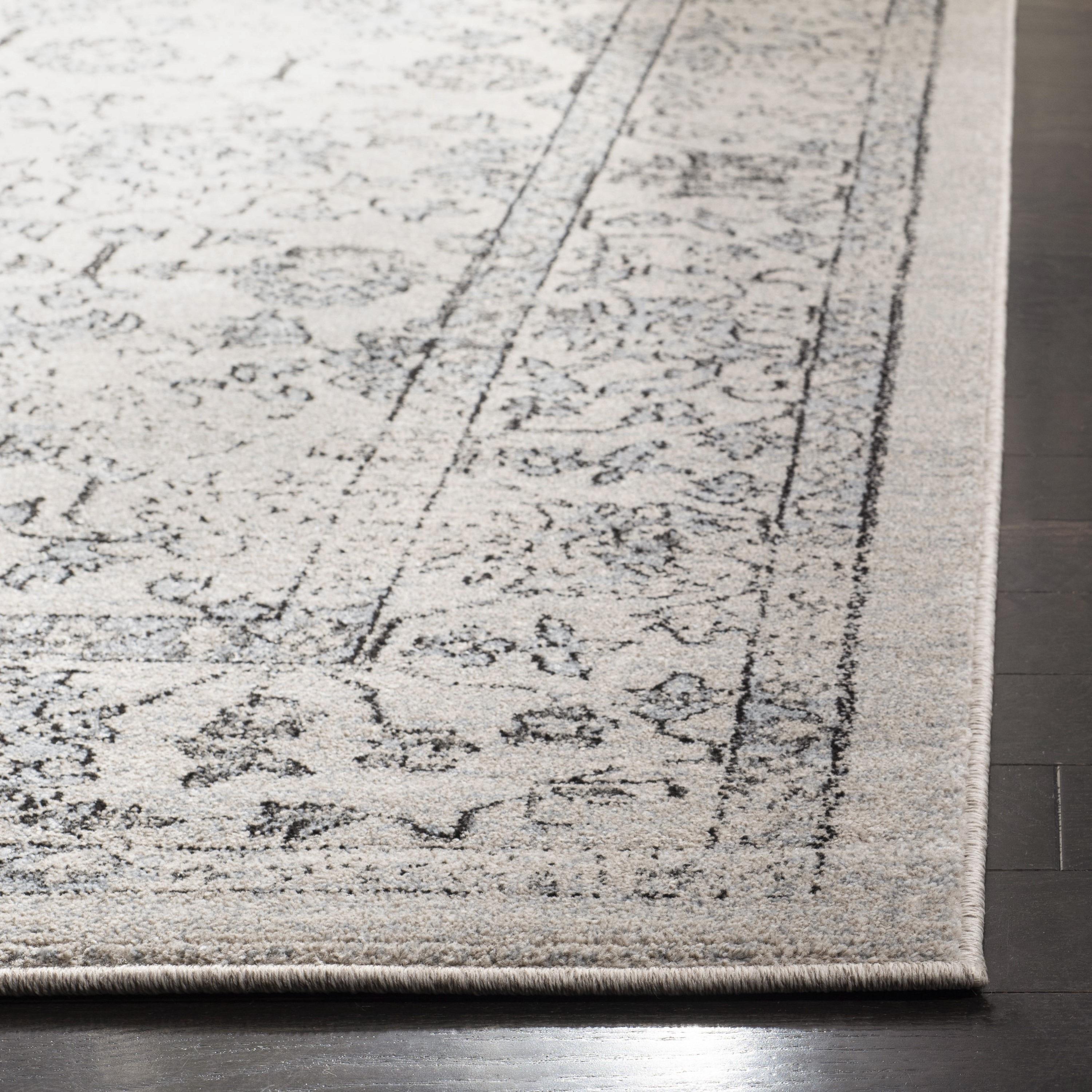 Safavieh  Carmel Gennie Vintage Boho Distressed Oriental Rug 4' x 6' 4' x 6' Indoor Living Room, Bedroom
