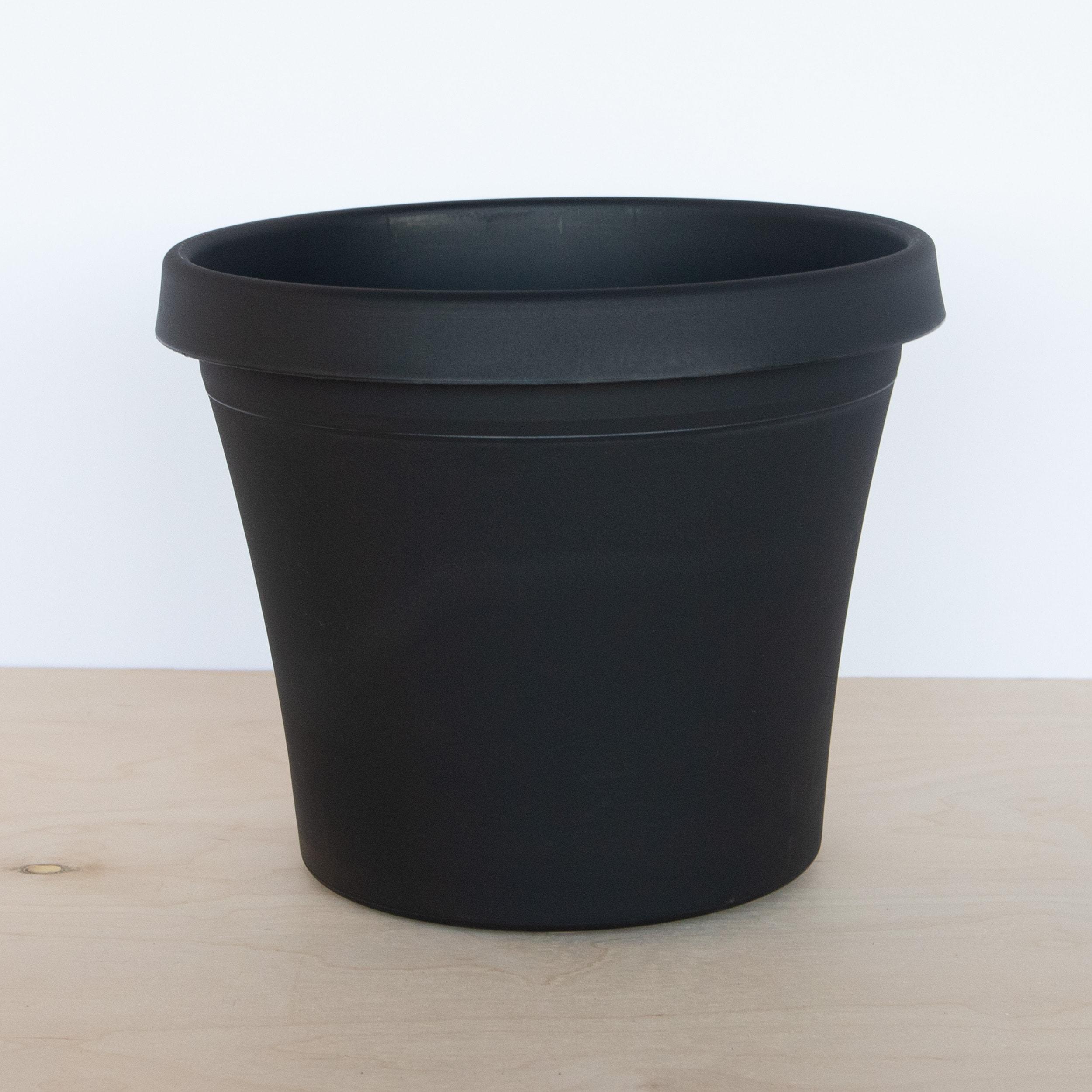 Bloem 14-in Terra Round Resin Planter - Black (Saucer Not Included)