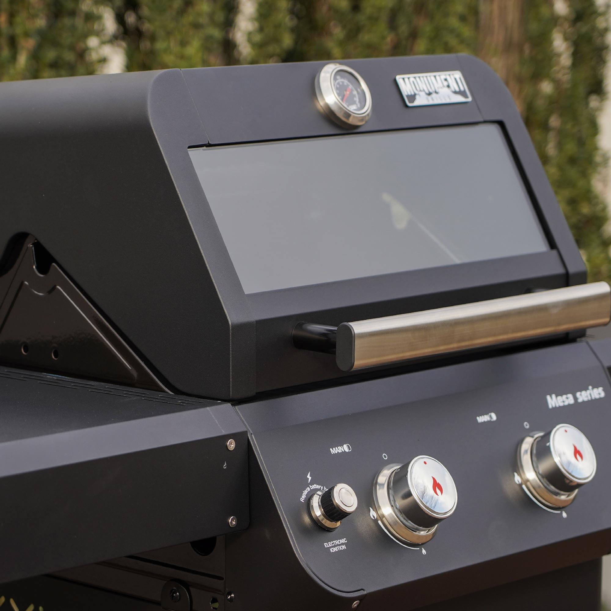 Monument Grills Mesa Series 2-Burner Free Standing Stailless Liquid Propane 24000 BTU Gas Grill with Cabinet