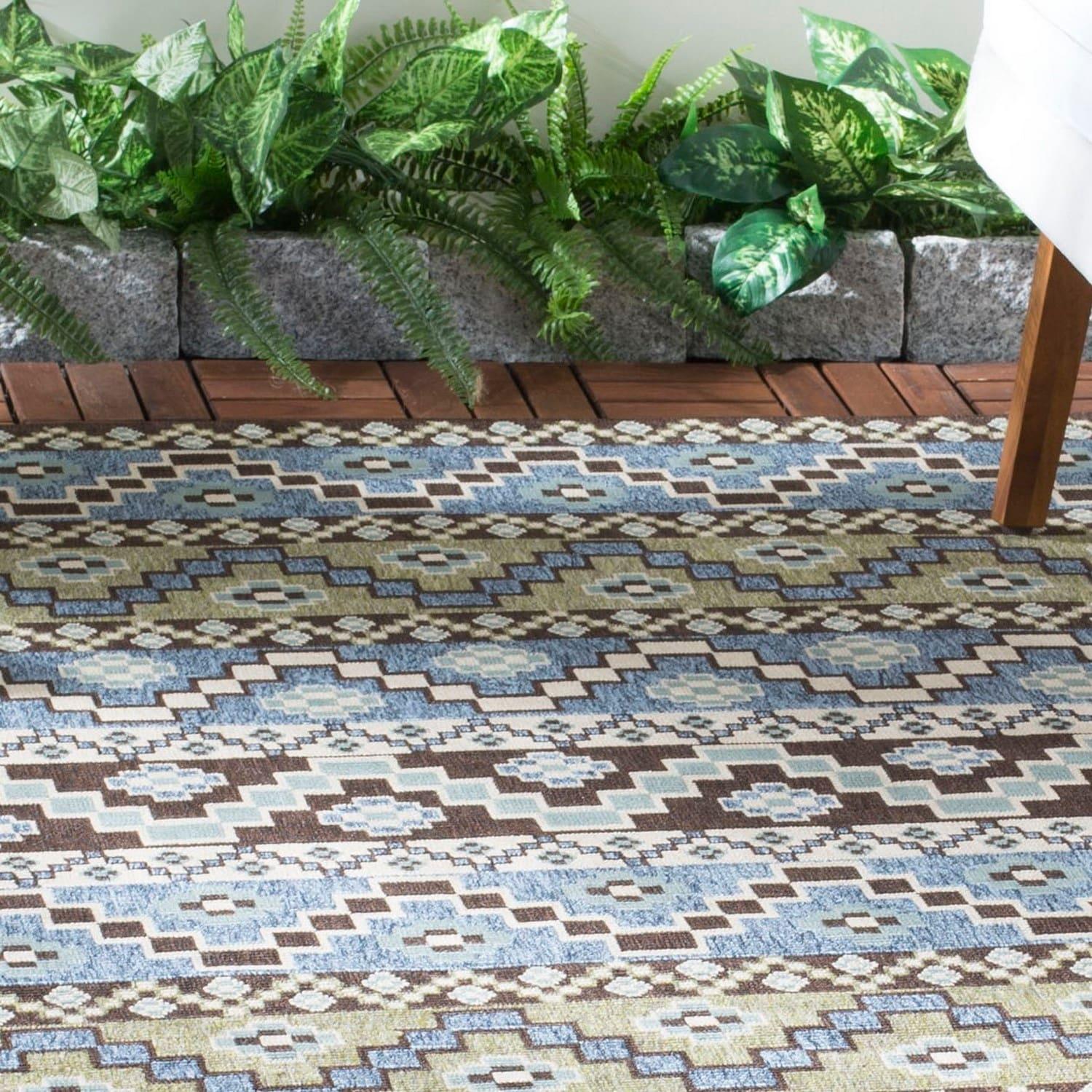 SAFAVIEH Veranda Luwig Geometric Indoor/Outdoor Area Rug, Blue/Creme, 9' x 12'