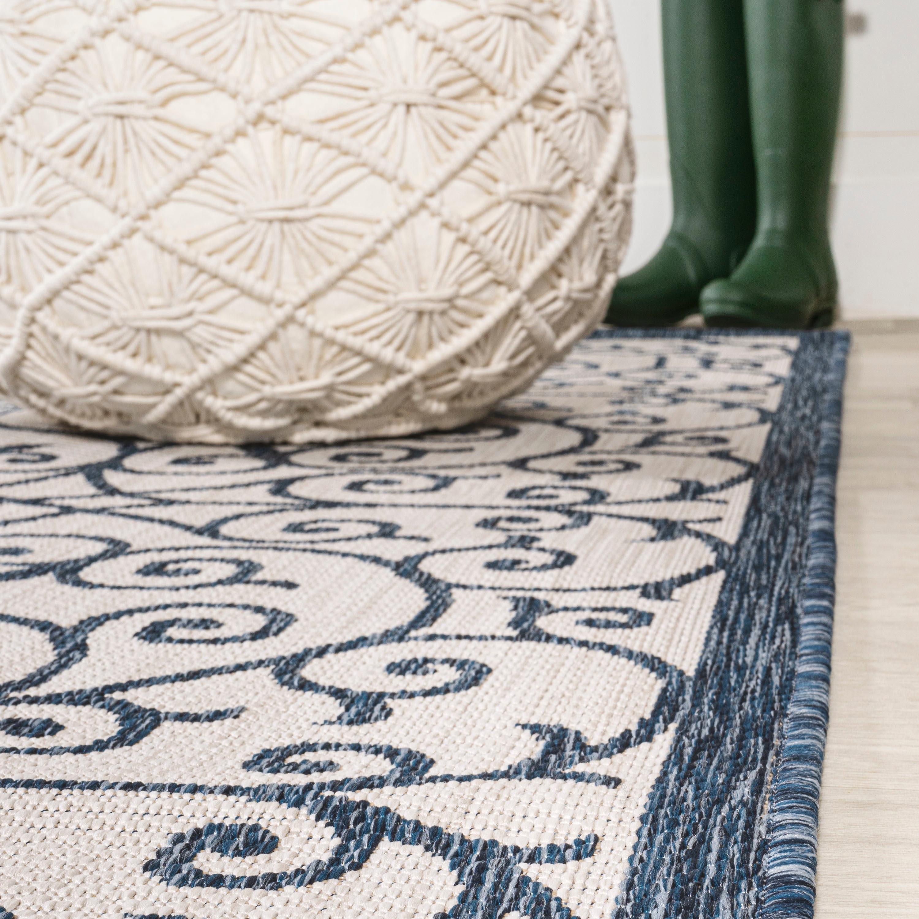 4' x 6' Madrid Vintage Filigree Textured Weave Indoor/Outdoor Area Rug, Blue/Cream - JONATHAN Y