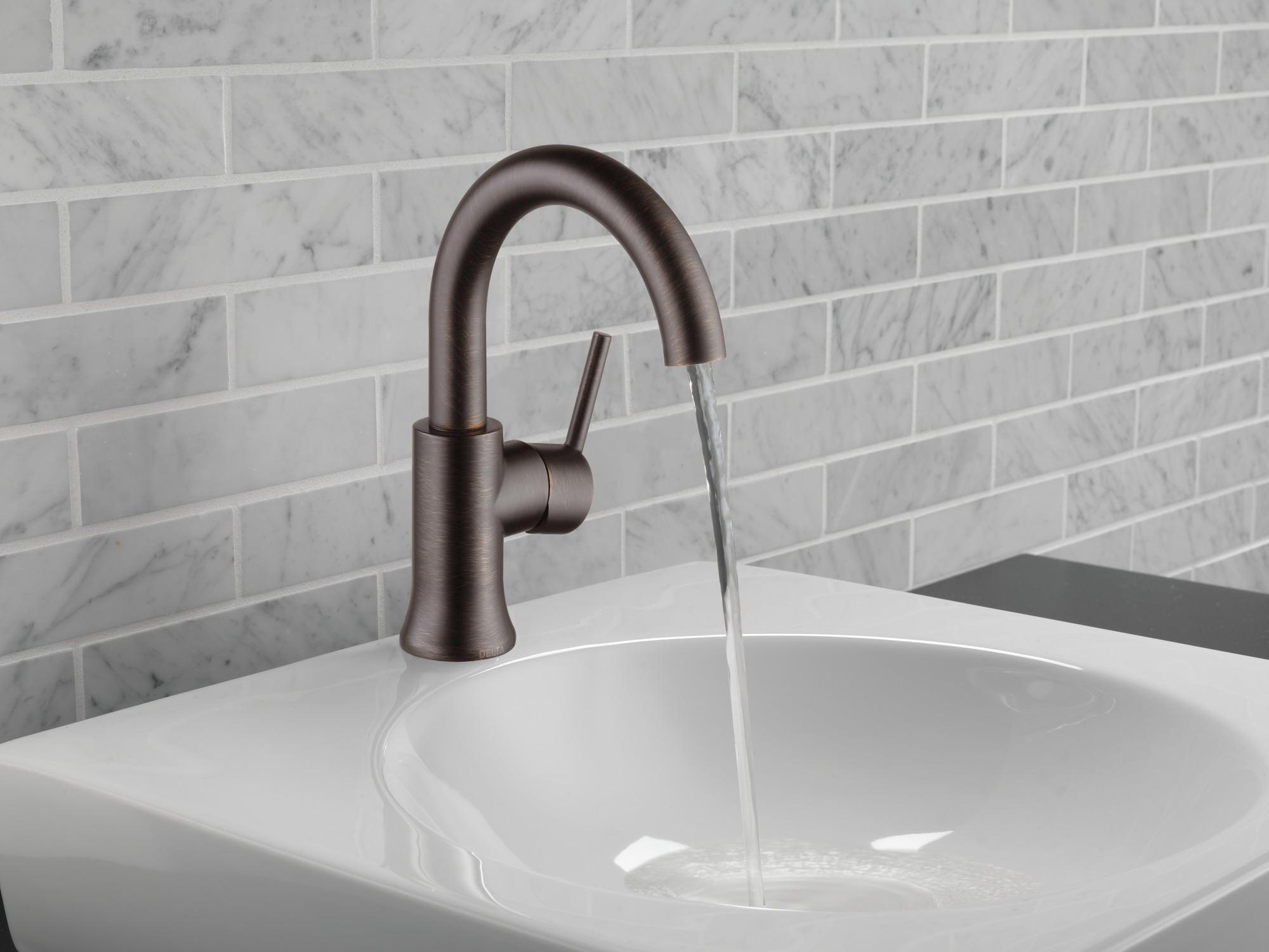 Trinsic Single Hole Bathroom Faucet with Drain Assembly, Single Handle Bathroom Sink Faucet