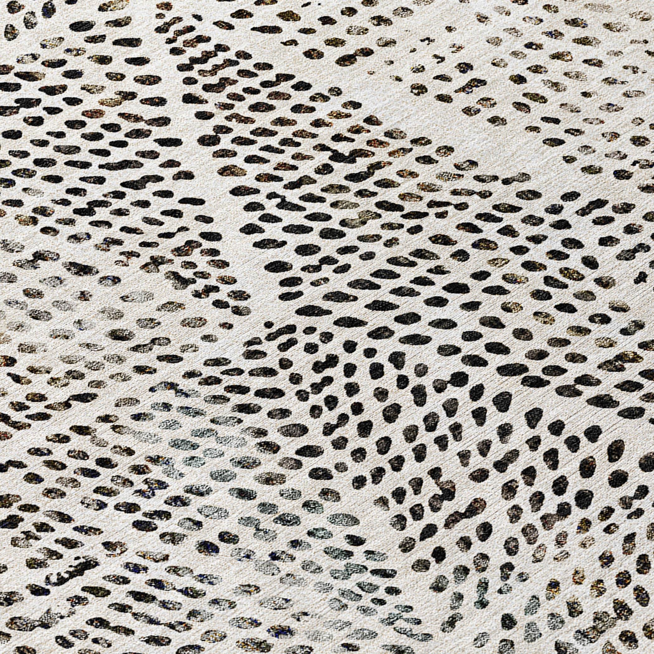 Ivory Diamond Pattern Round Washable Synthetic Rug 8' x 8'