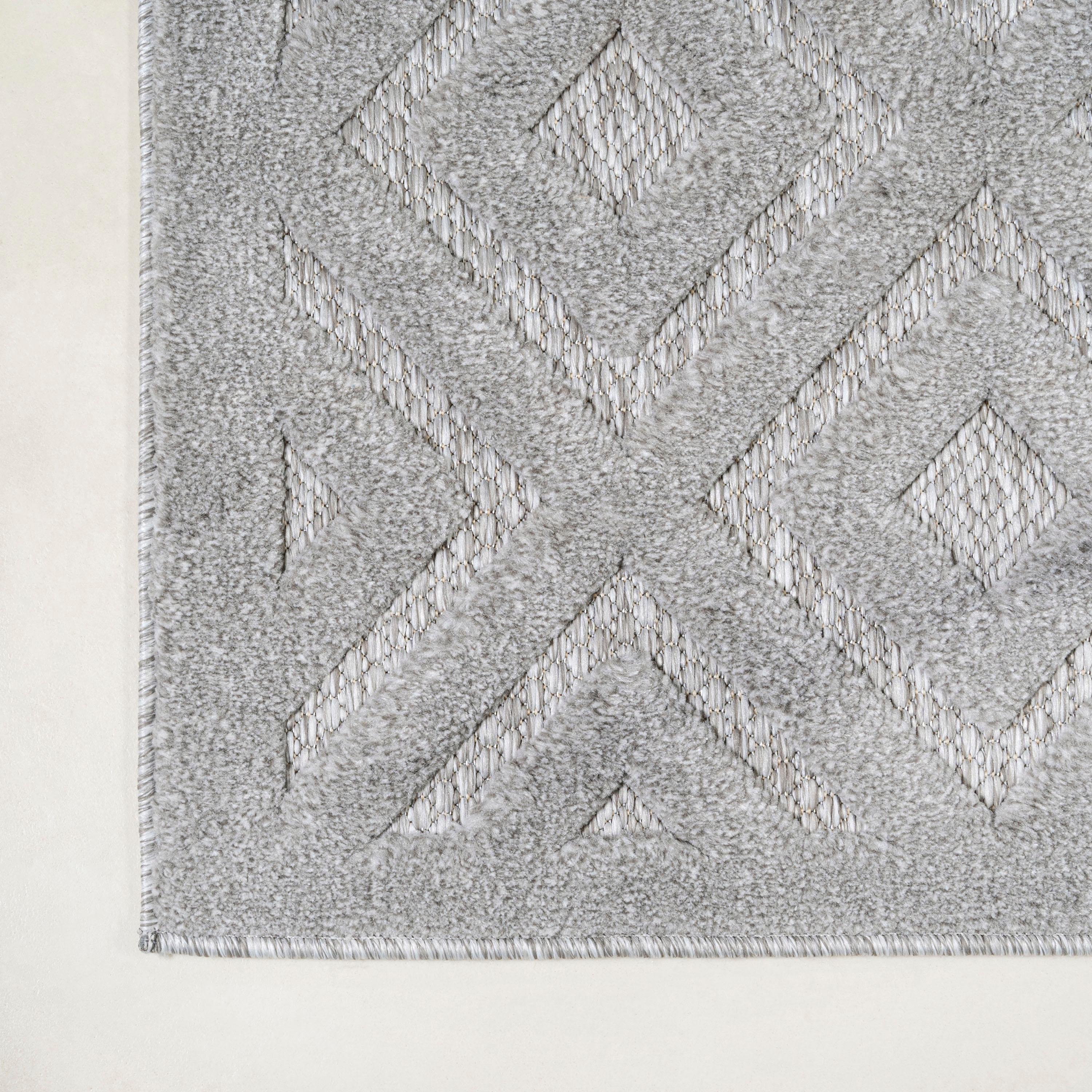 5' x 5' Portmany Neutral Diamond Trellis Indoor/Outdoor Area Rug, Light Gray - JONATHAN Y