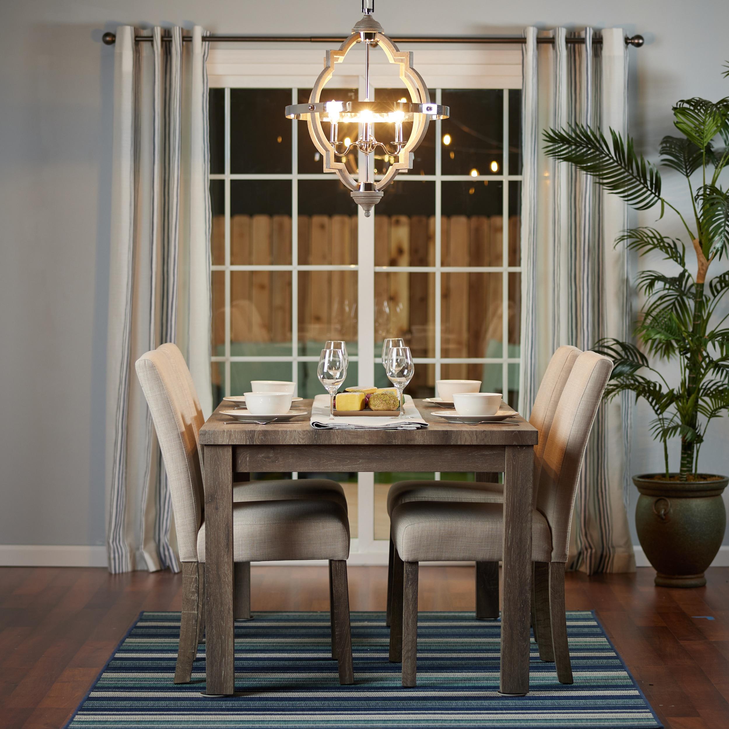 Four Light Hall / Foyer