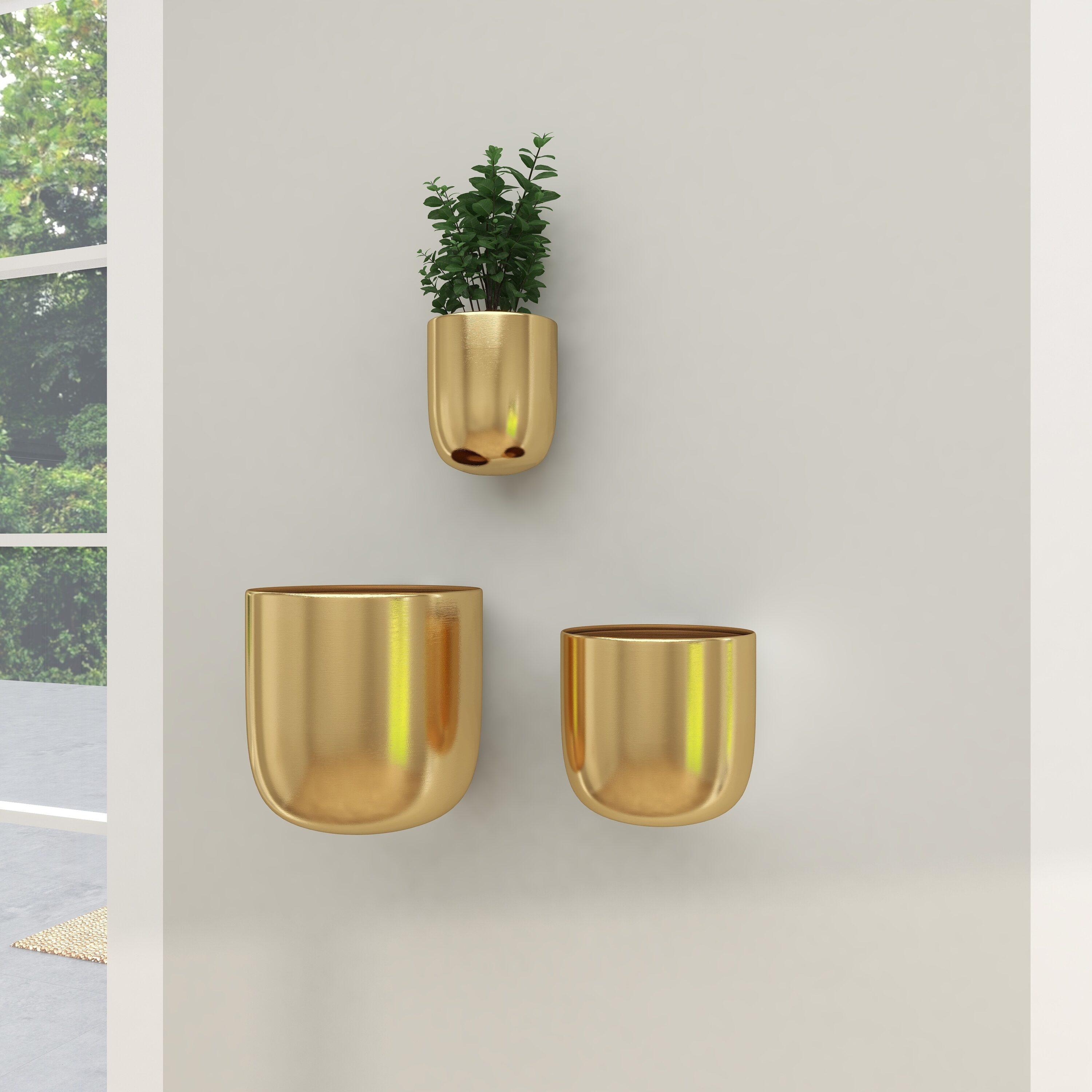 DecMode 9", 7", 6"H Round Gold Metal Indoor Outdoor Floating Wall Planter (3 Count)