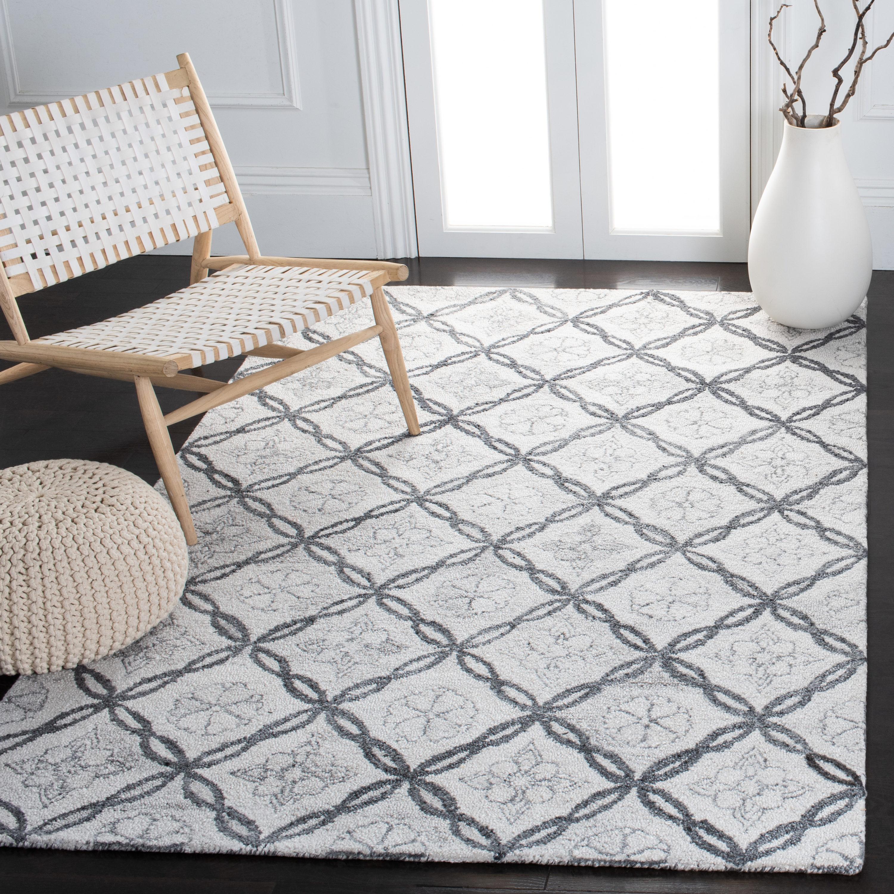 Marquee MRQ118 Hand Tufted Indoor Area Rug - Ivory/Grey - 6'x6' - Safavieh