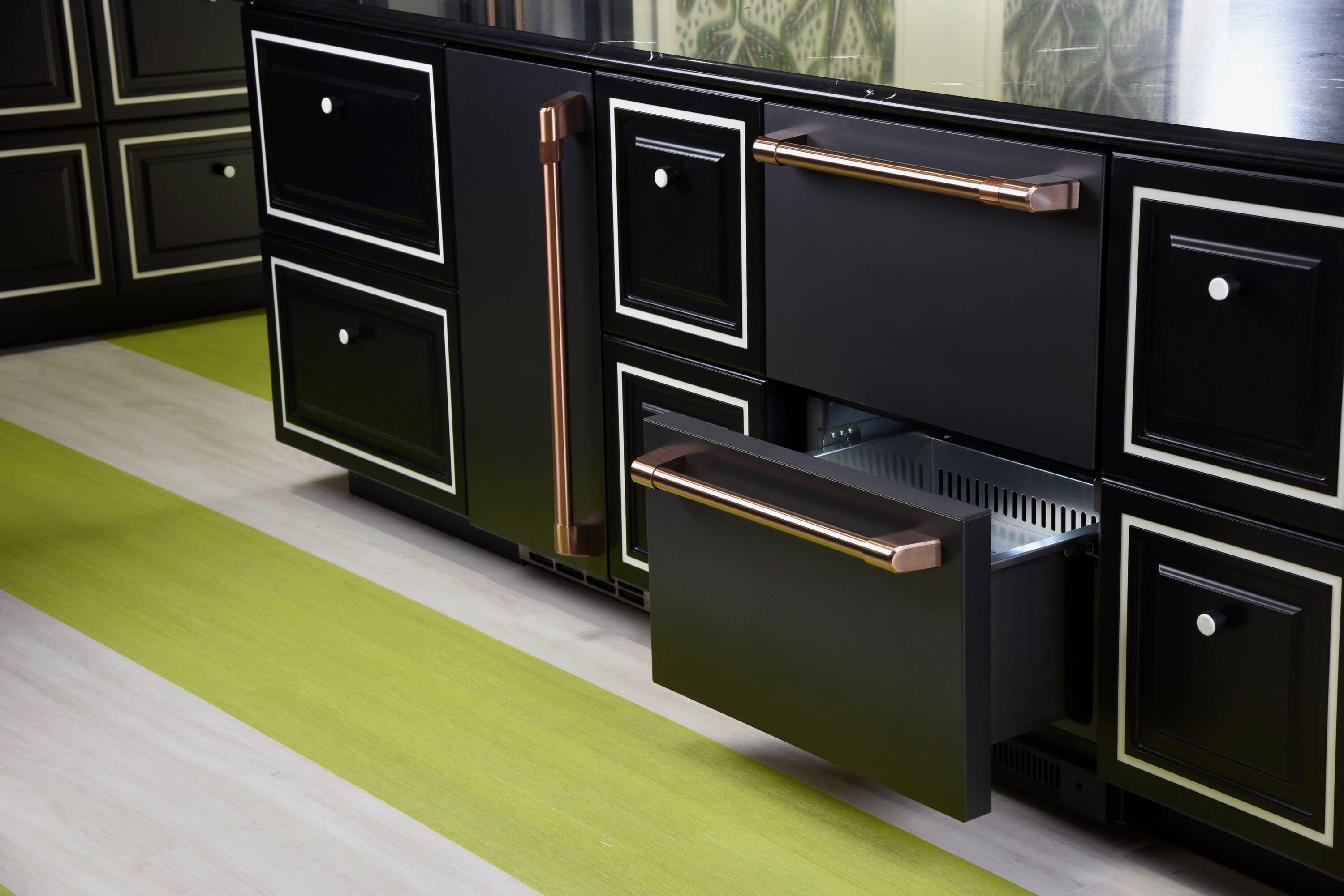 CAFE CDE06RP3ND1 refrigerated drawer