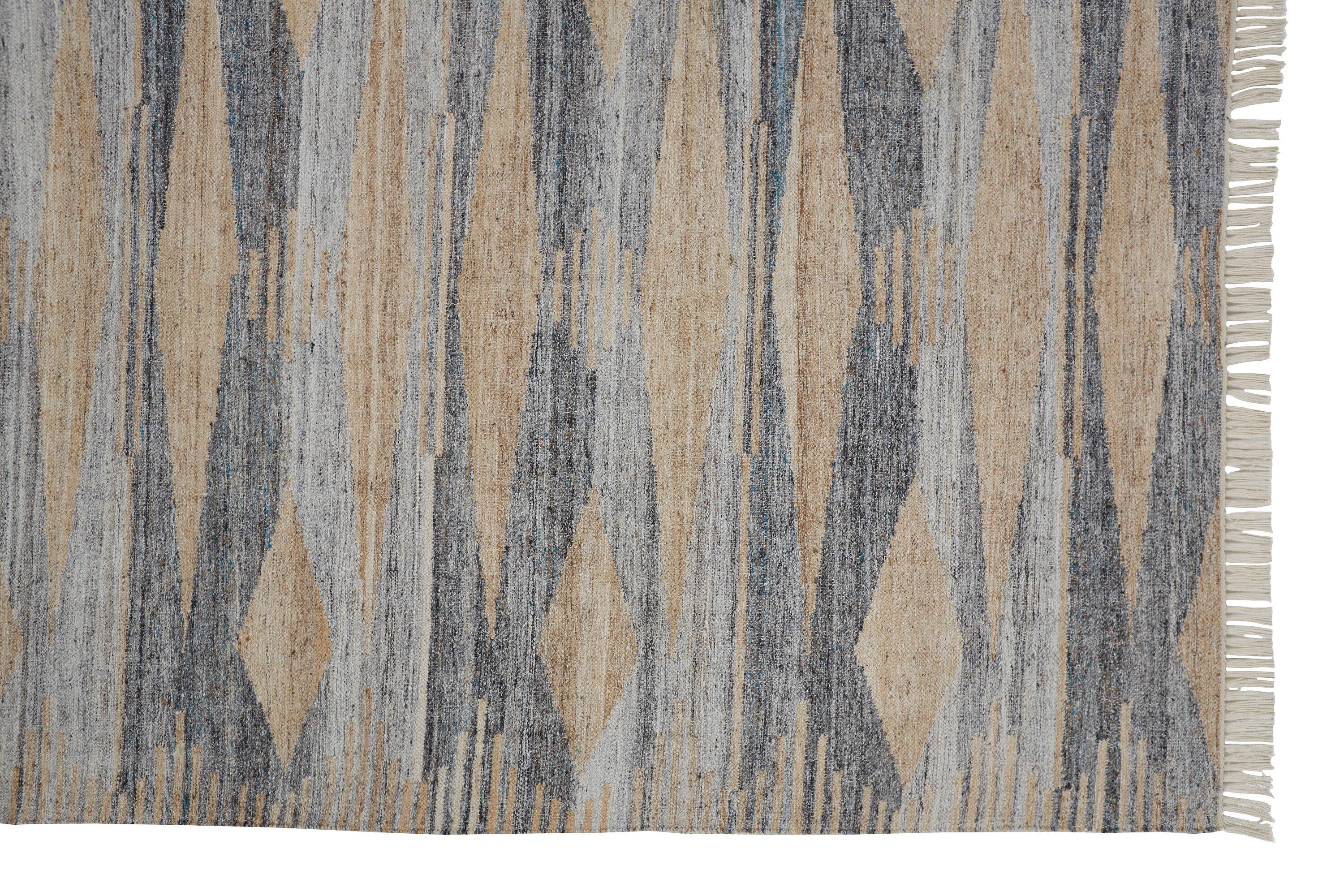 Beckett Transitional Moroccan Gray/Tan/Silver Area Rug