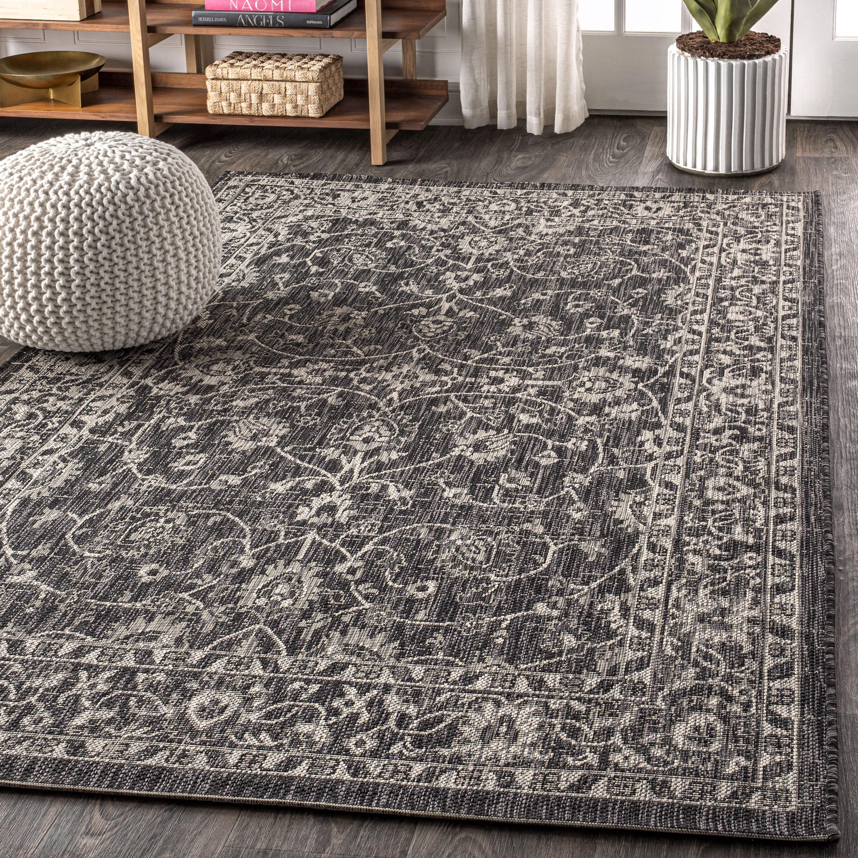 4'x6' Palazzo Vine and Border Textured Weave Indoor/Outdoor Area Rug, Black/Gray - JONATHAN Y