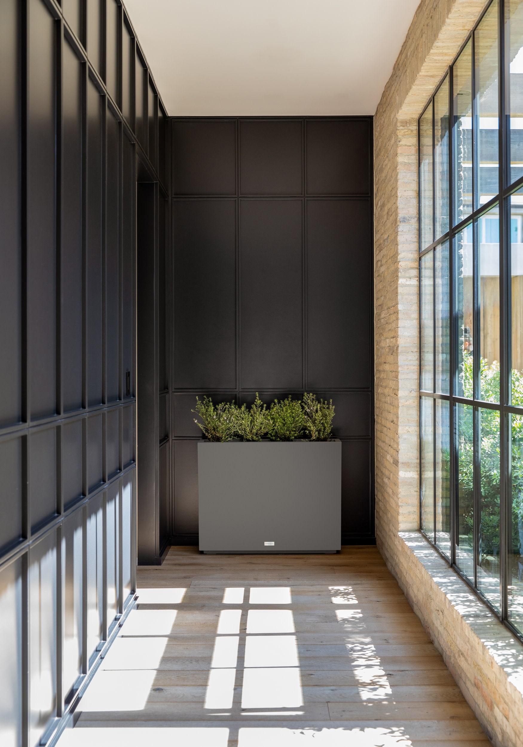 Block Series Span Planter