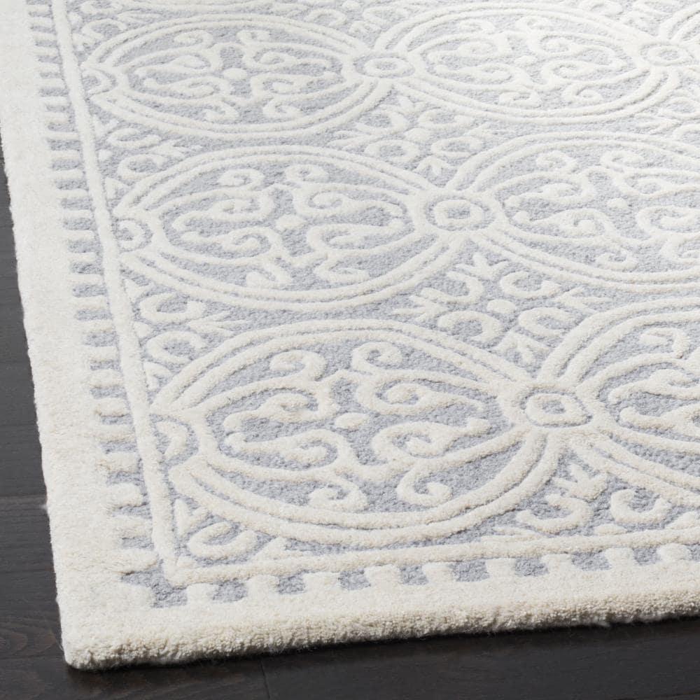 Safavieh Cambridge Damask 5 x 8 (ft) Tufted Wool Silver/Ivory Rectangular Indoor Abstract Area rug
