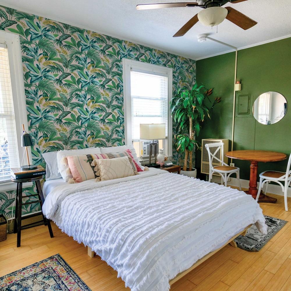 Tempaper Havana Palm Botanical Pink Tropical Peel and Stick Wallpaper, 20.5" x 16.5'