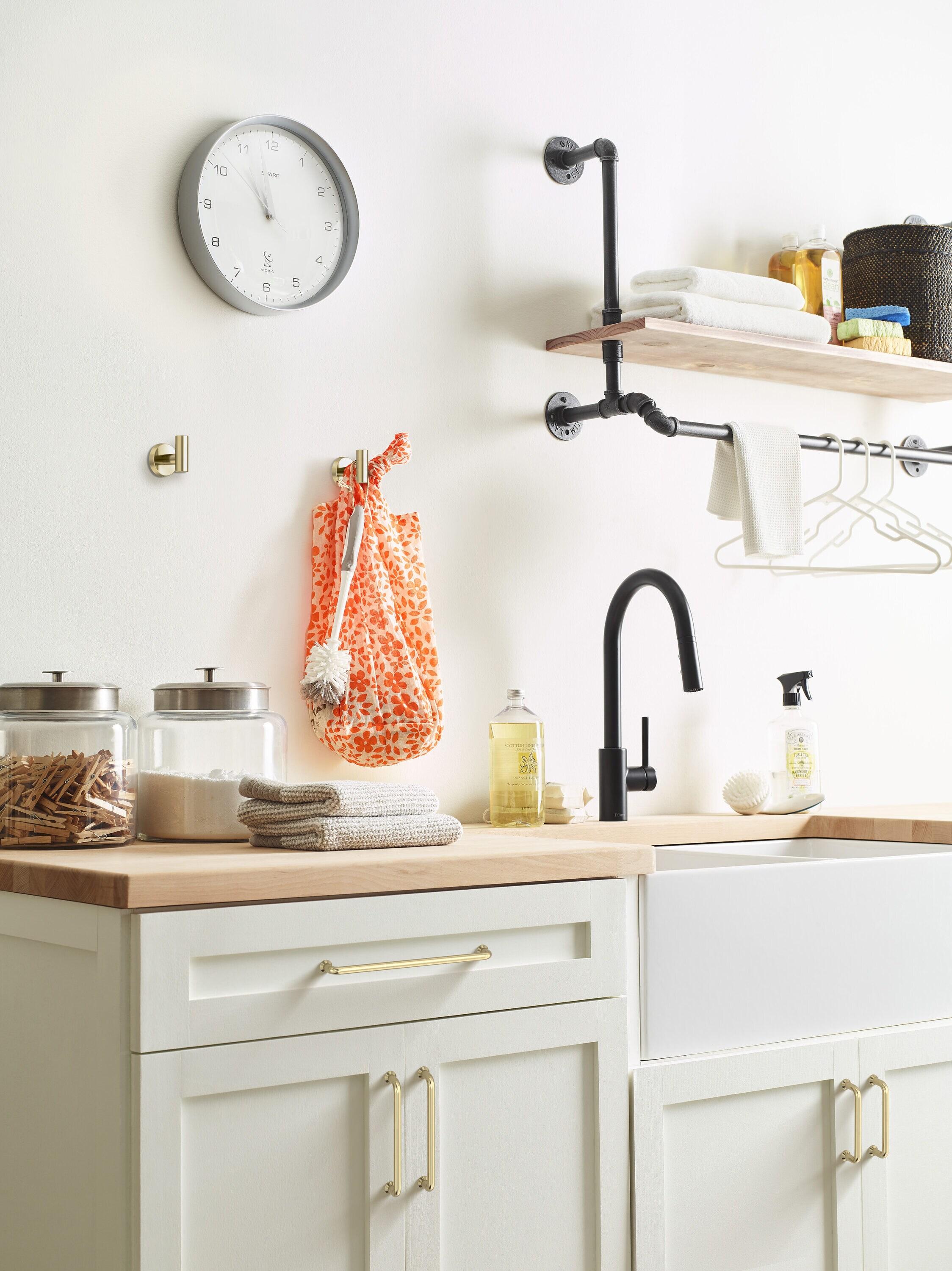 Factor 1 1/4" Diameter Round Knob