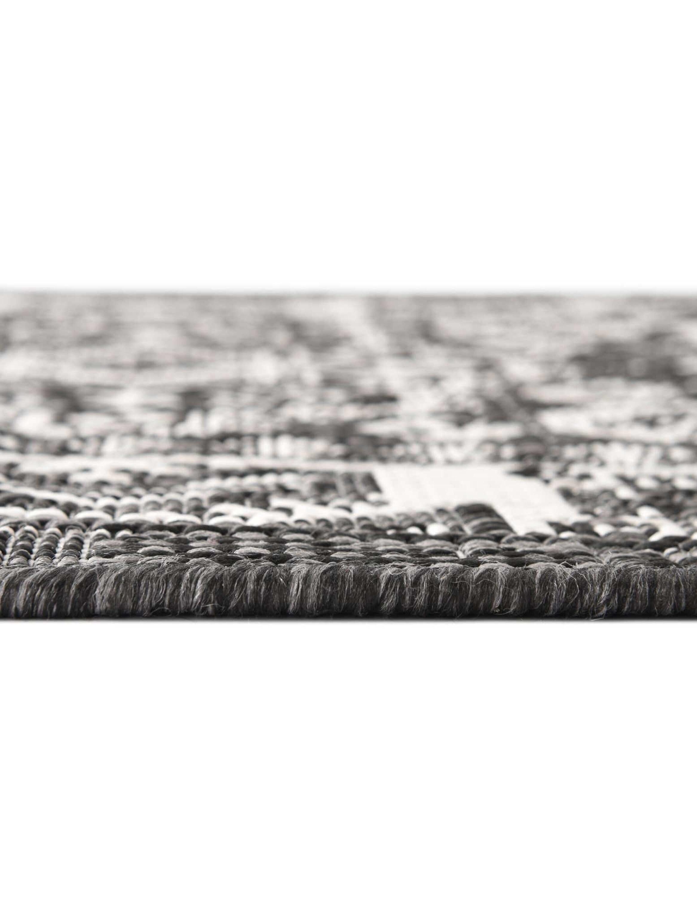 Unique Loom 7' 10 x 7' 10 Square Indoor/Outdoor Aztec Charcoal Gray Area Rug