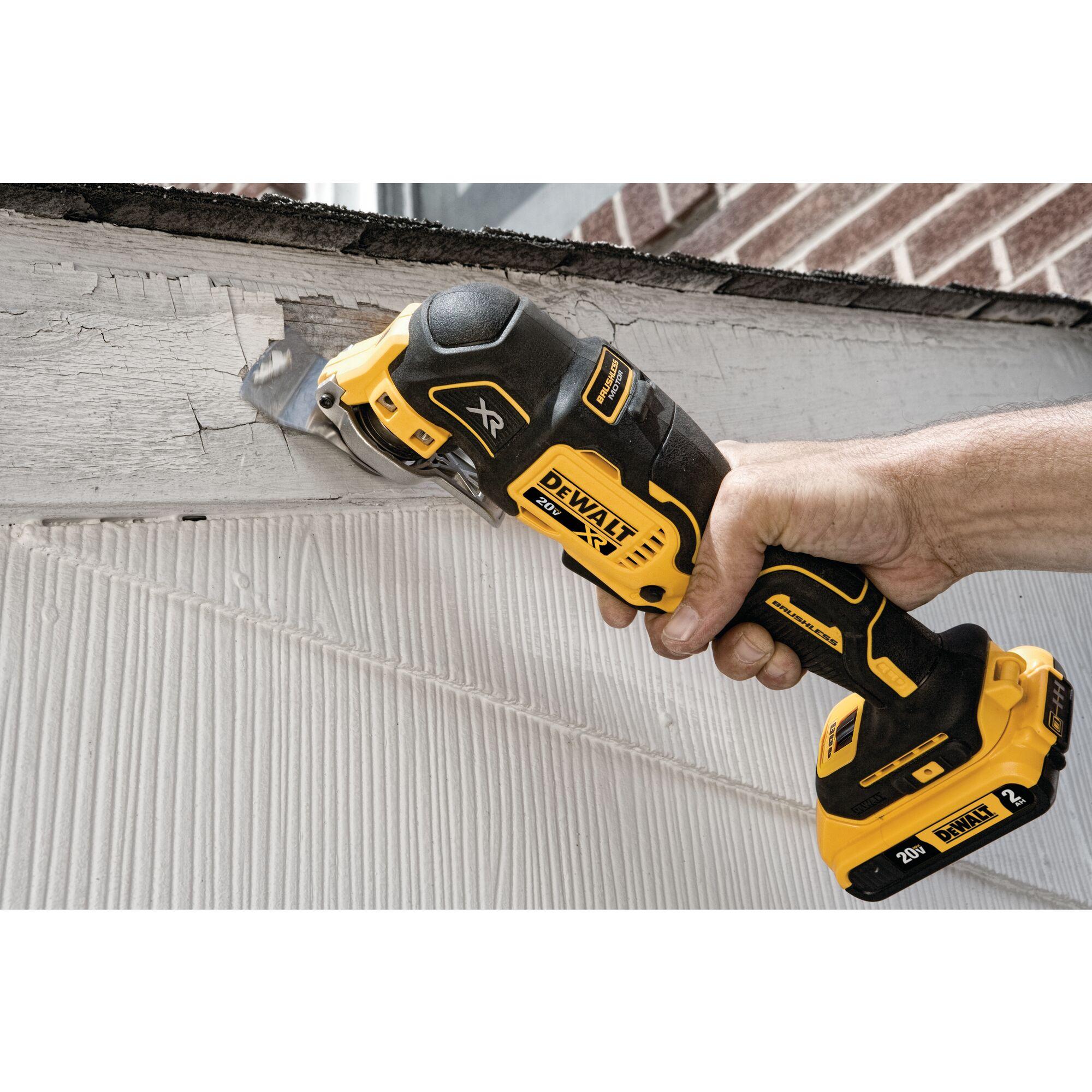 DEWALT 20-Volt MAX XR Cordless 3-speed Brushless Oscillating Multi Tool DCS356B