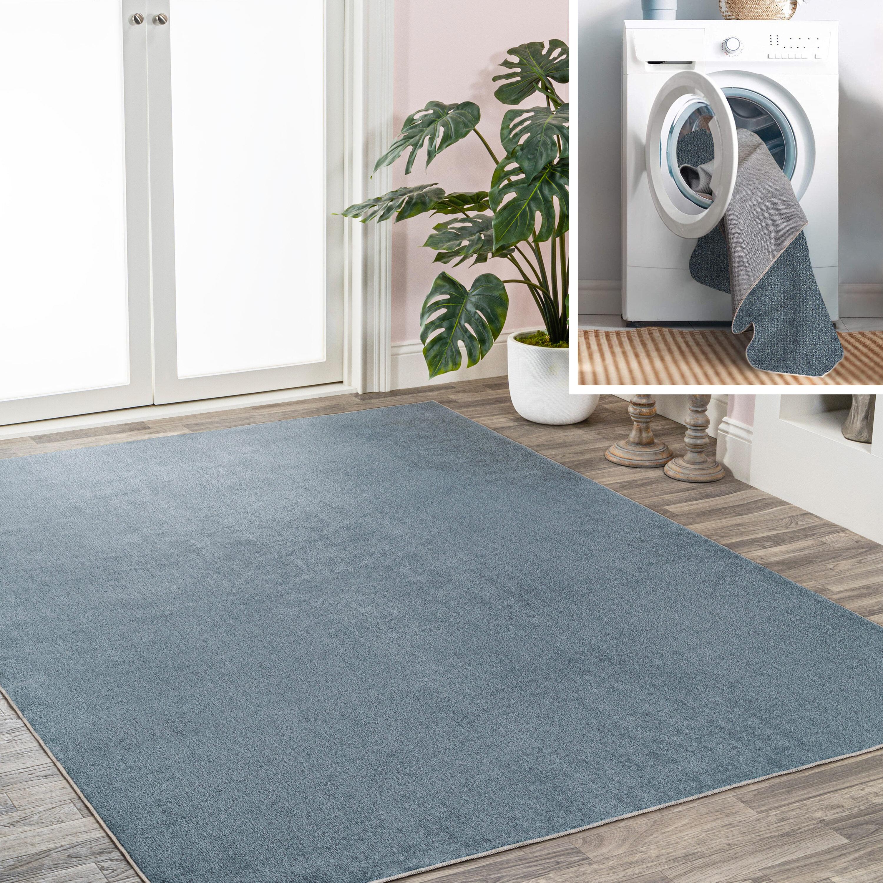 JONATHAN Y Twyla Classic Solid Low-Pile Machine-Washable Blue 4 ft. x 6 ft. Area Rug