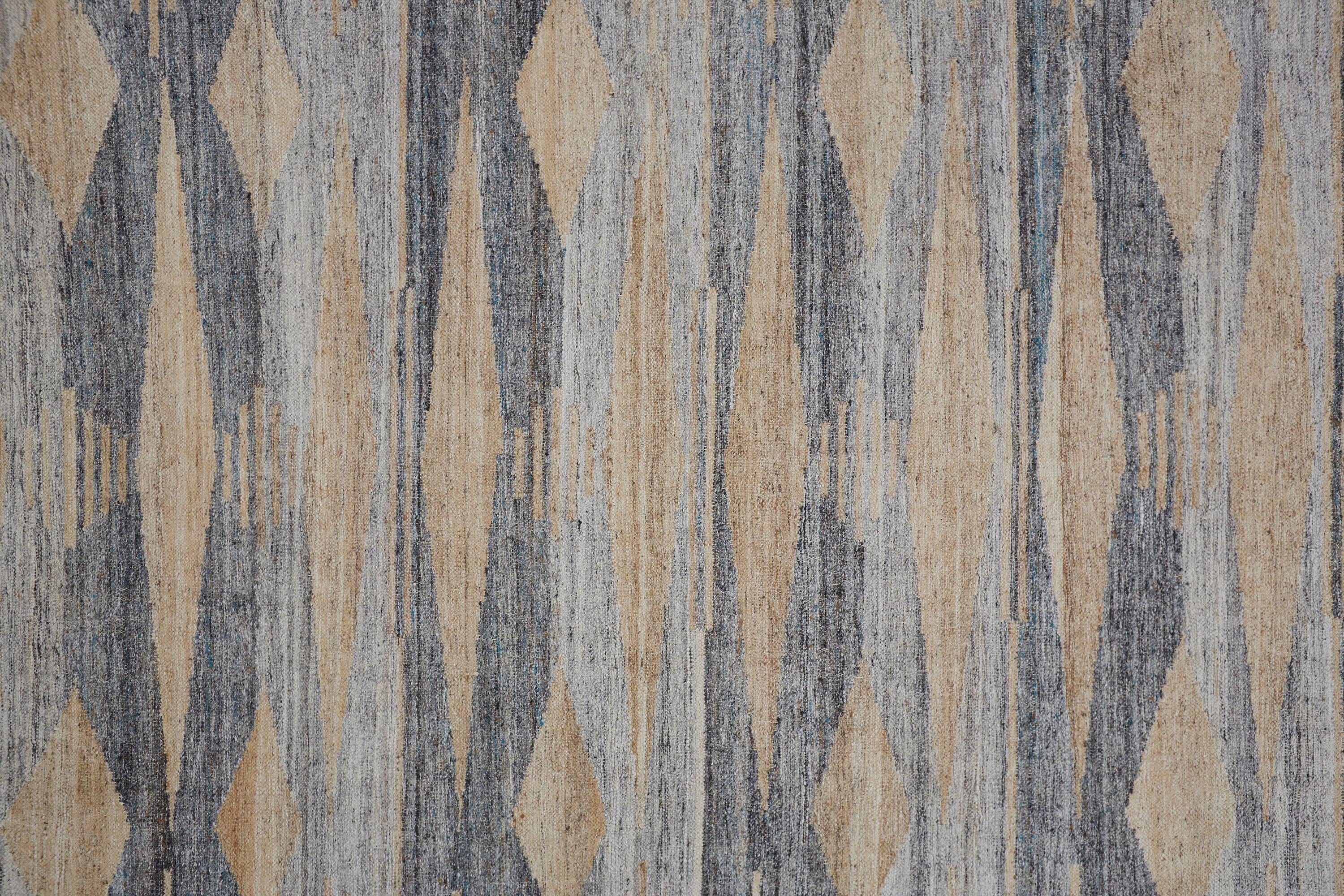 Beckett Transitional Moroccan Gray/Tan/Silver Area Rug