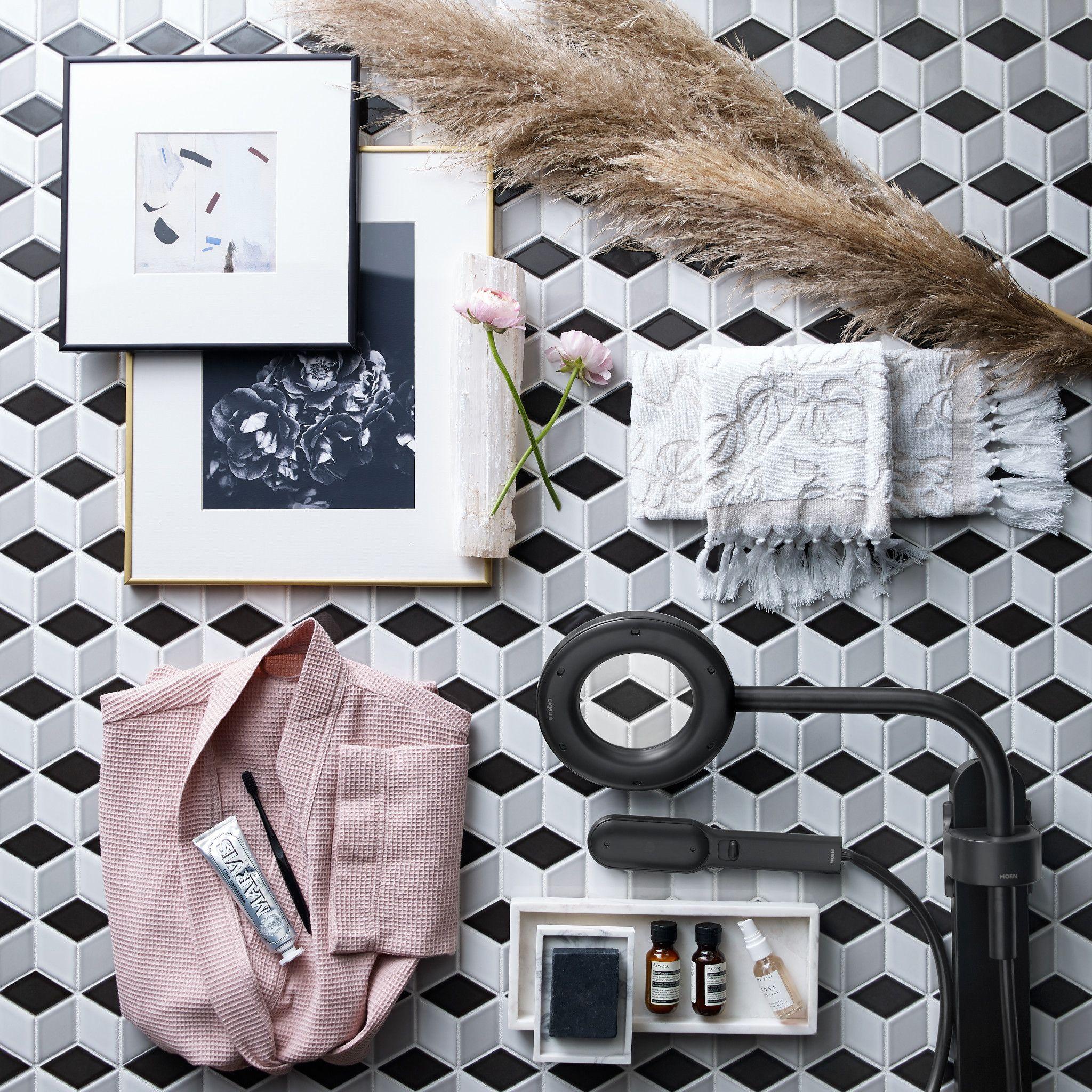 Moen N207C0Bl Matte Black Two-Function 7.9" Diameter Head Standard With Handshower