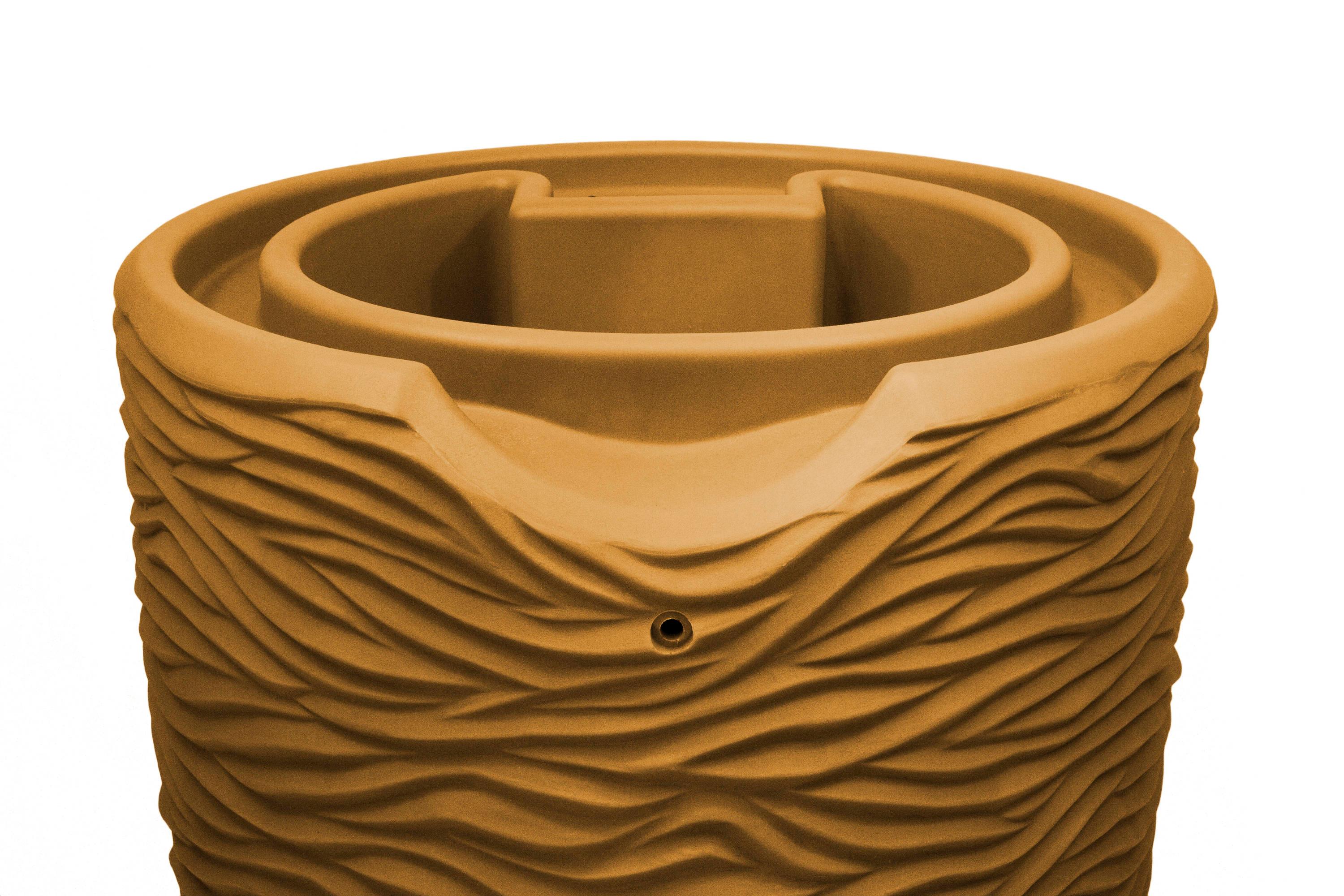 Loon Peak® Loon Peak® 65 Gallons Plastic Drainable Planter Rain Barrel