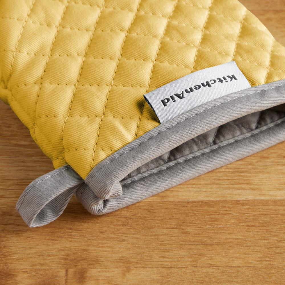 KitchenAid 2pk Cotton Asteroid Mini Oven Mitts Yellow: Heat Resistant, Machine Washable, Crosshatch Pattern