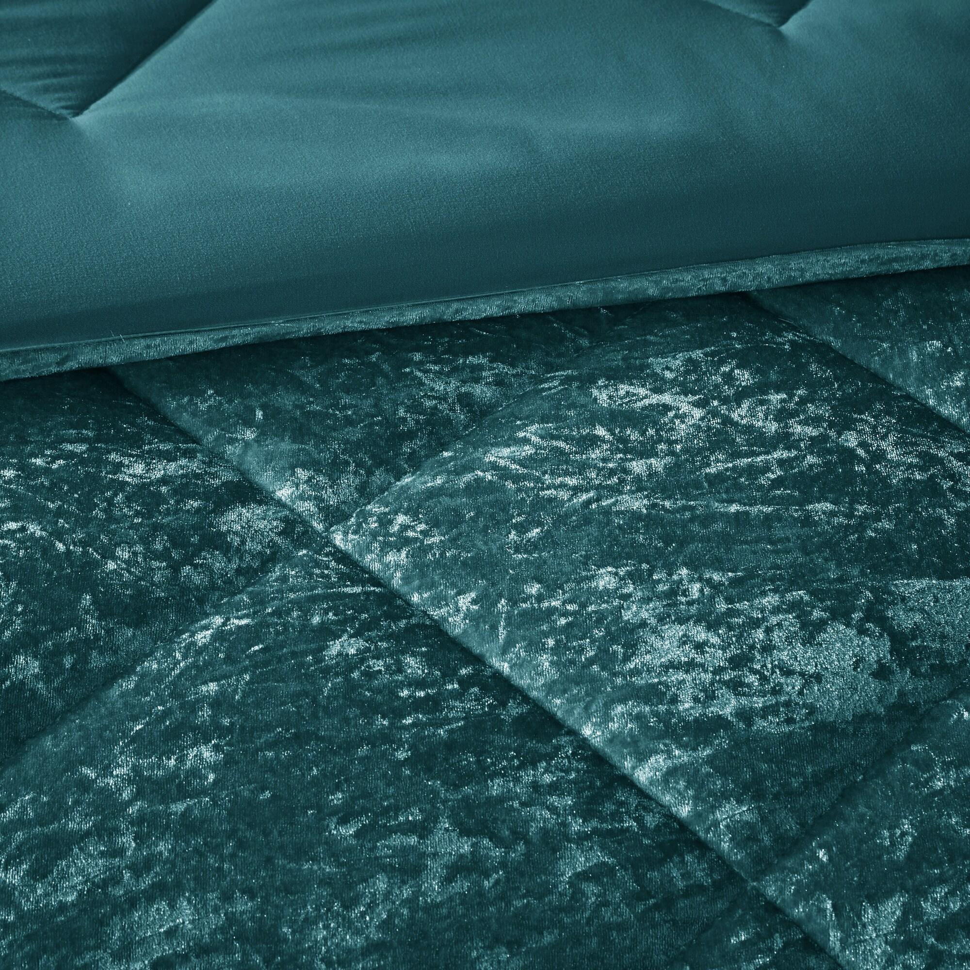Intelligent Design King/Cal King Size Comforter Sets, 4-Piece Velvet Bedding Set for All Seasons, Teal Comforter Bed Set with Decor Pillow