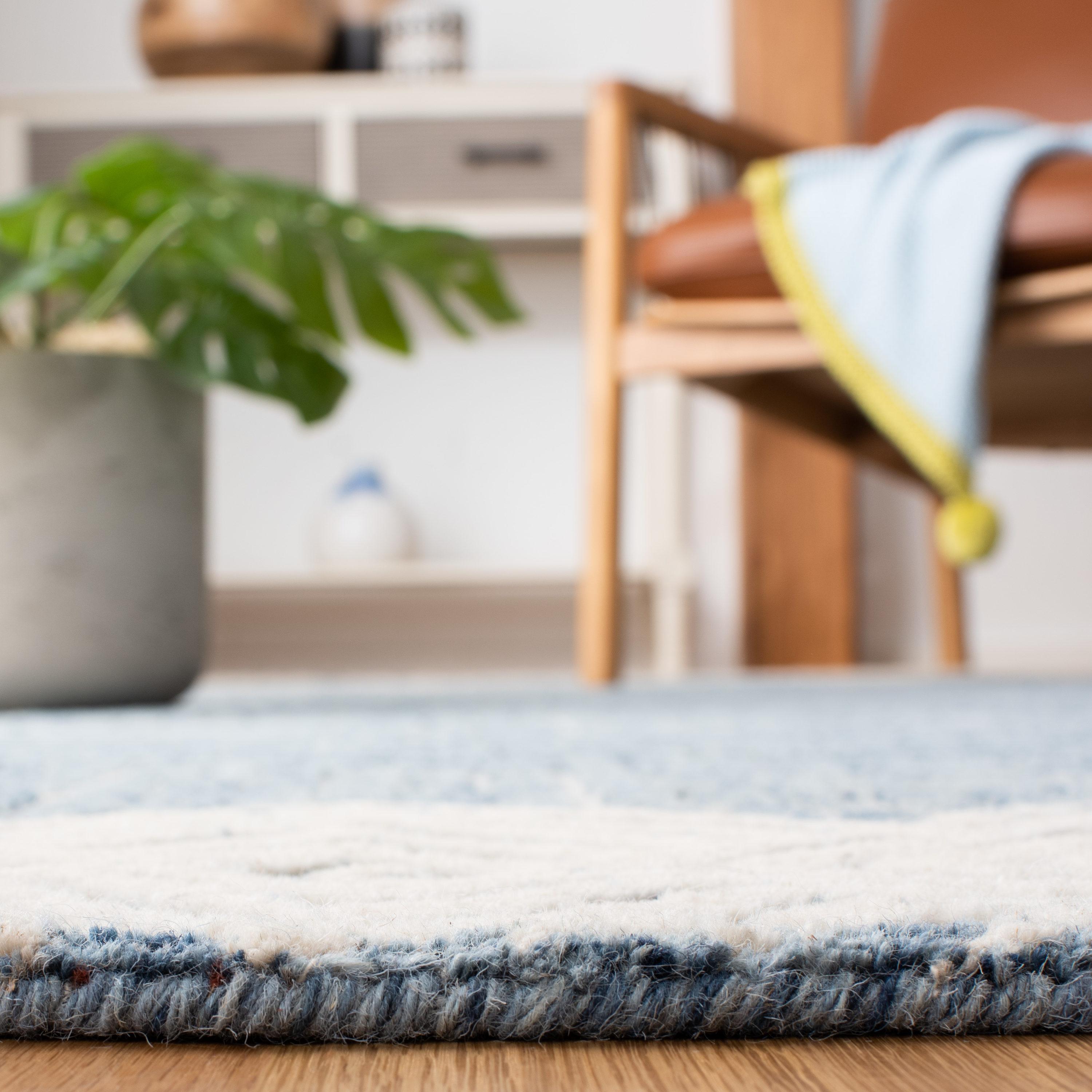 Hand-Tufted Woolen Luxe Accent Rug in Striking Blue - 5' x 8'