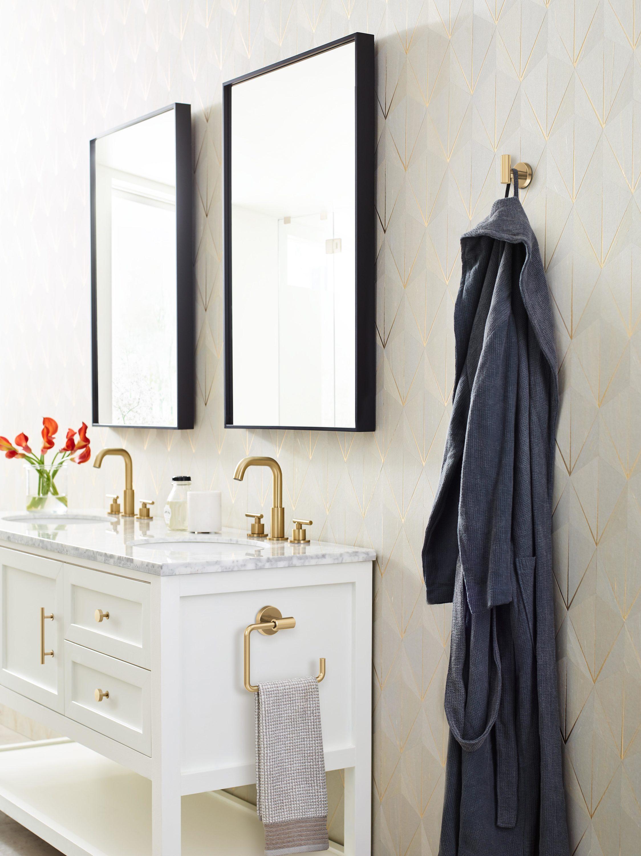 Arrondi™ Wall Mounted Robe Hook