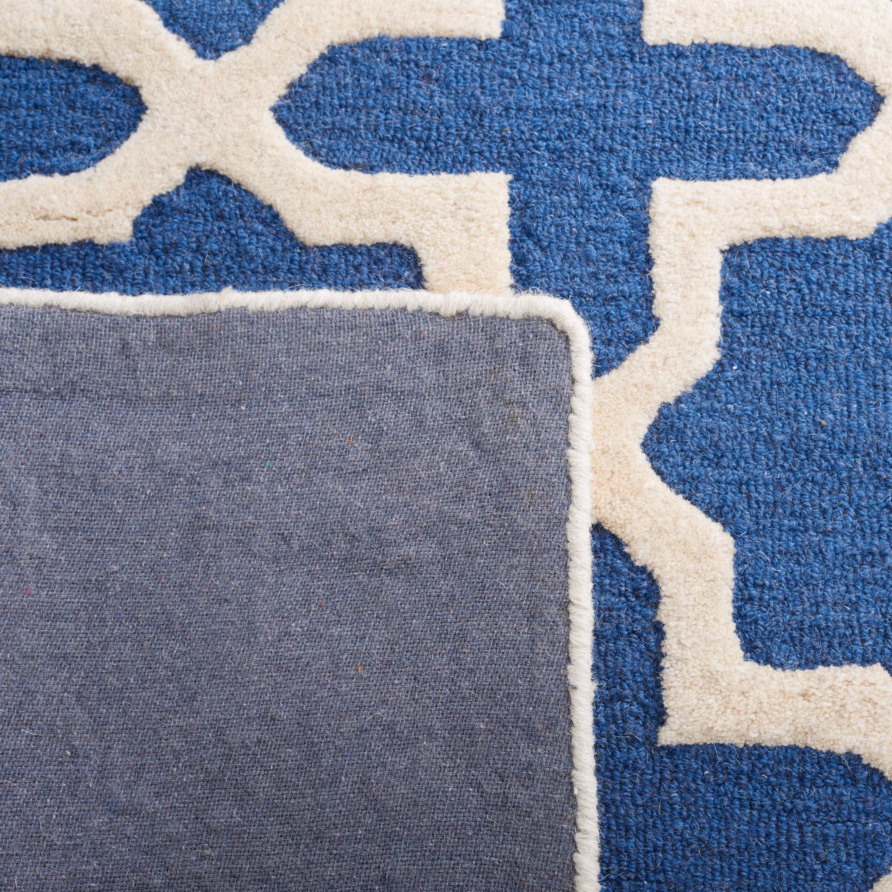 Cambridge CAM125 Tufted Indoor Accent Rug - Navy Blue/Ivory - 3'x5' - Safavieh
